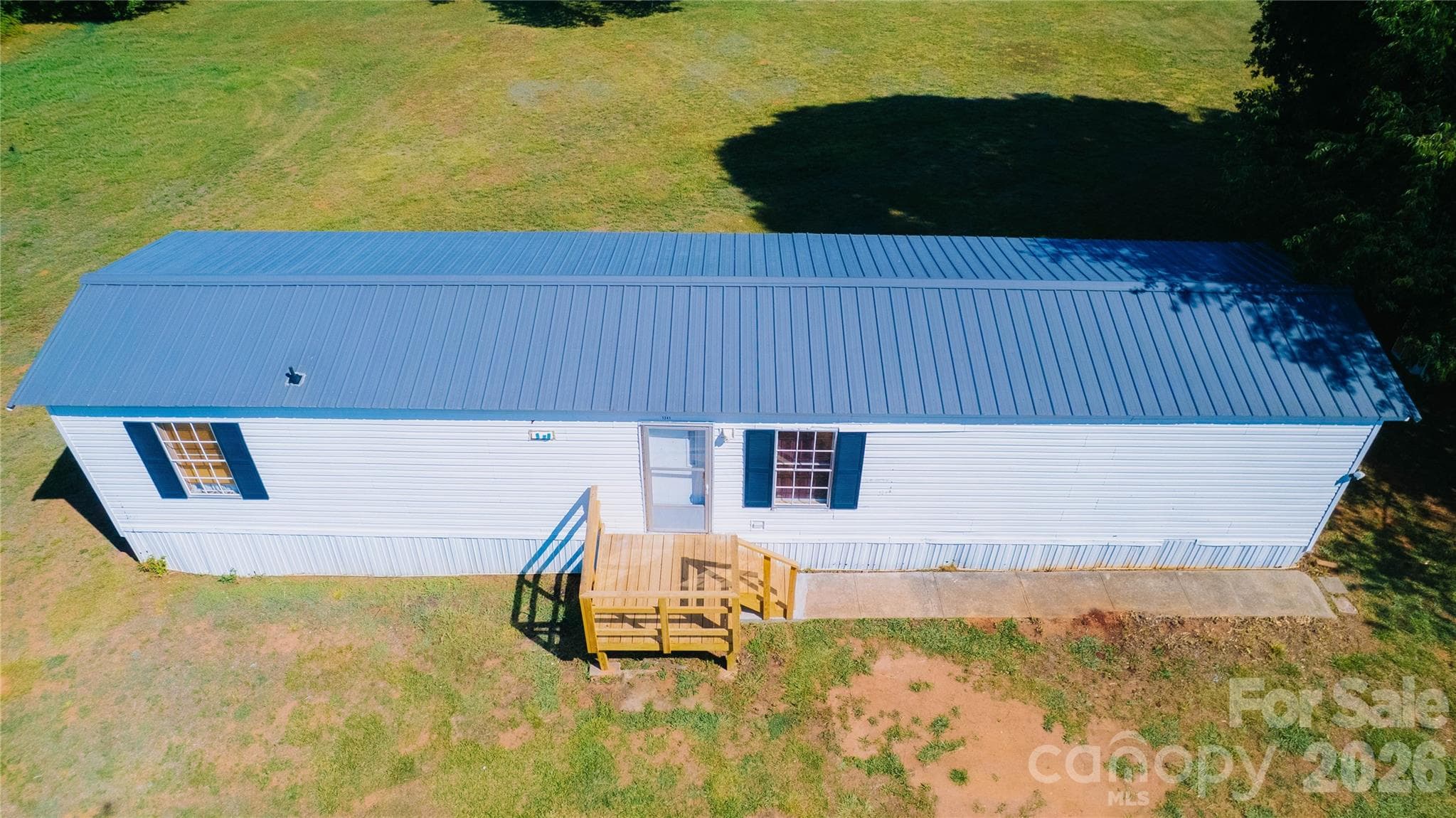 Single Family Residence at Newton, photo 2 of 22
