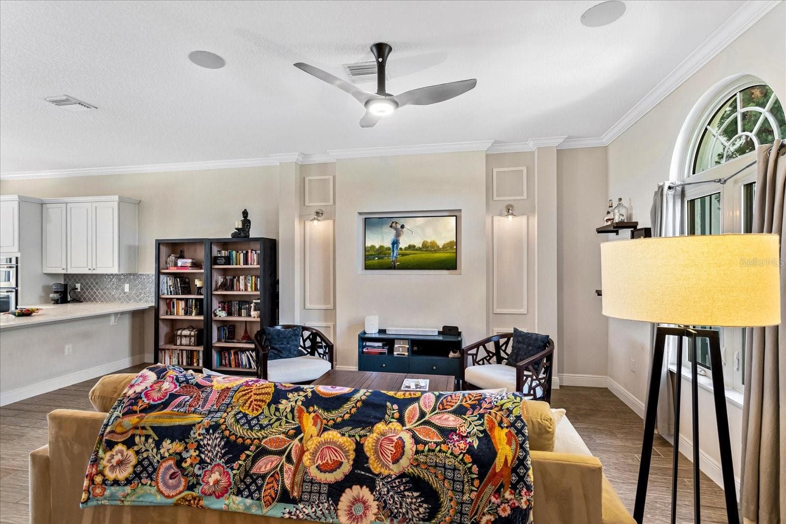 Townhouse at 8937 LAKESHORE POINTE DR, WINTER GARDEN, photo 9 of 39