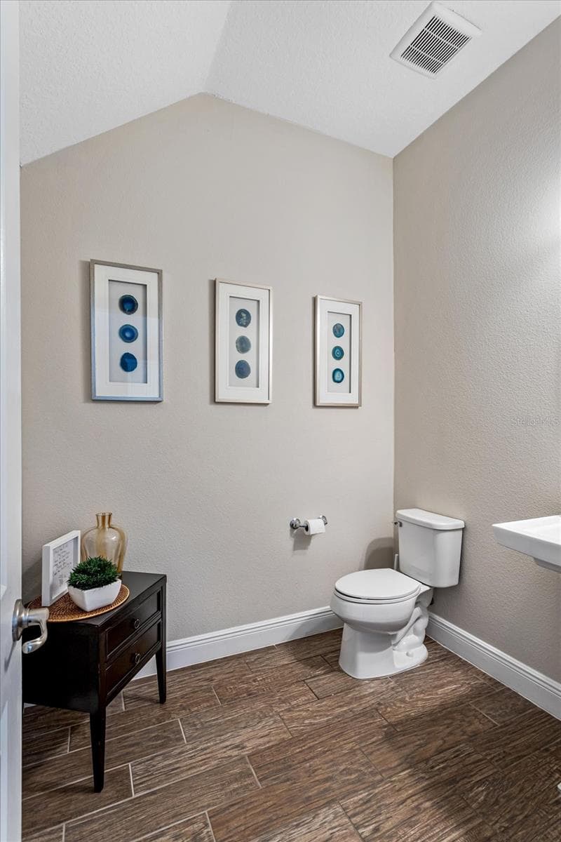Townhouse at 8937 LAKESHORE POINTE DR, WINTER GARDEN, photo 20 of 39
