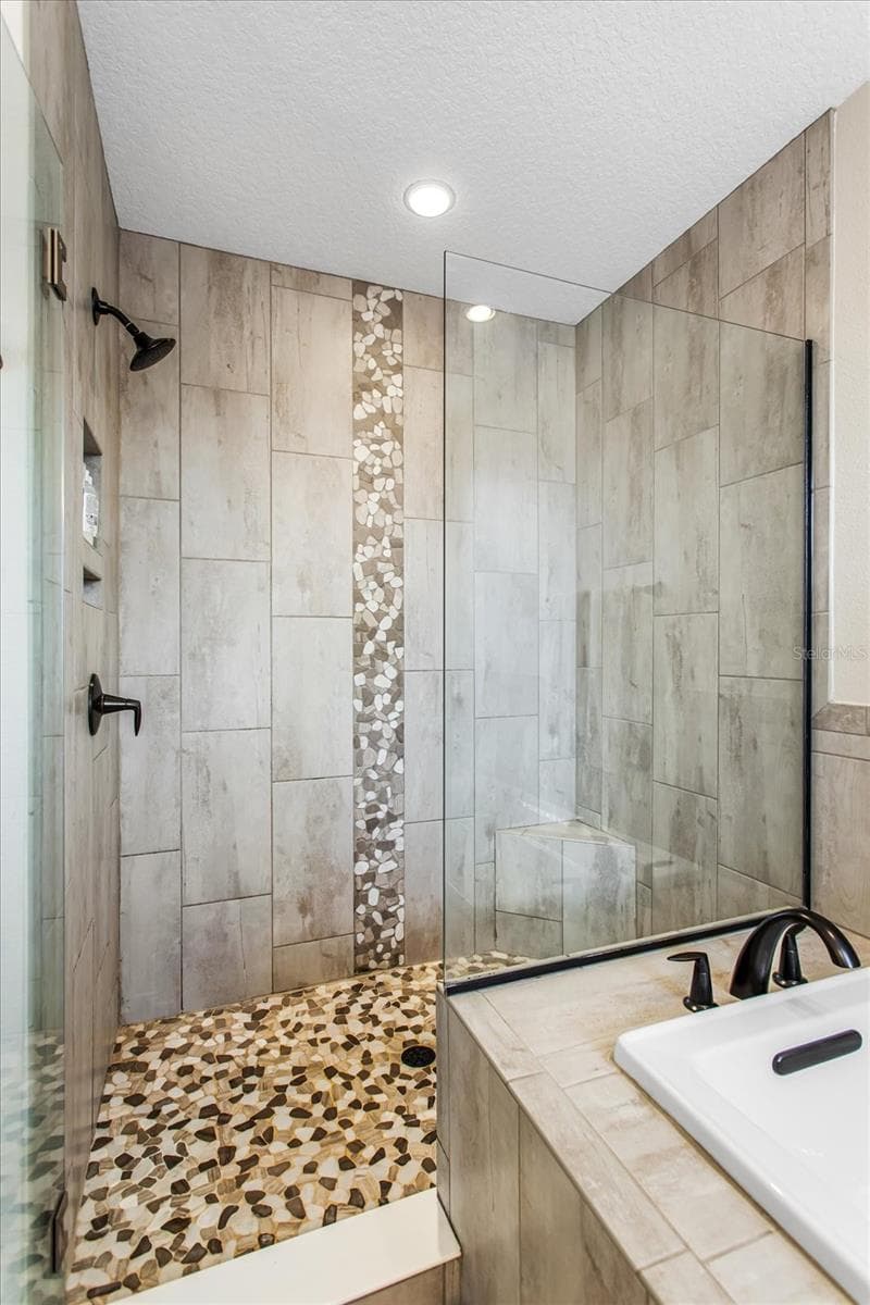 Townhouse at 8937 LAKESHORE POINTE DR, WINTER GARDEN, photo 25 of 39