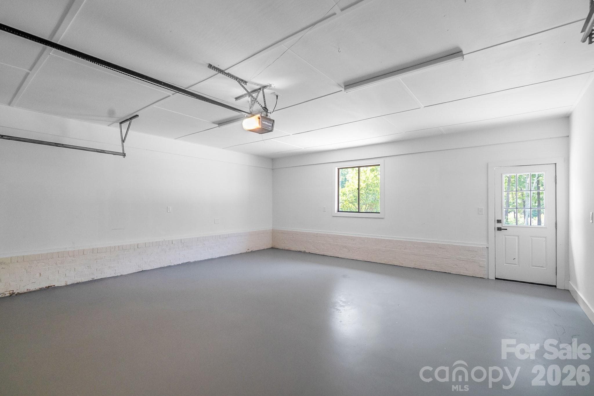 garage - 5033 Waxhaw Indian Trail Road, Matthews