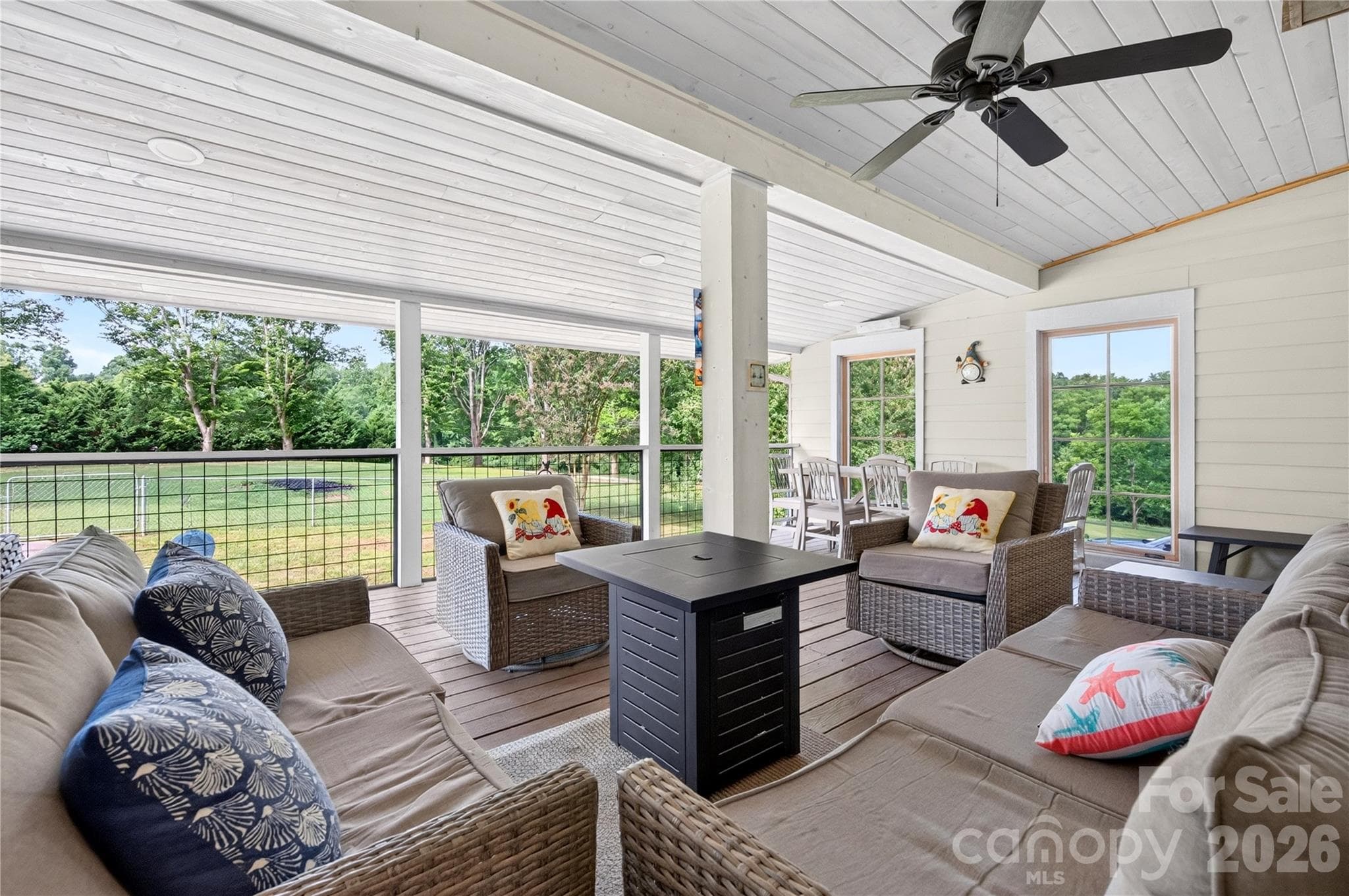 Covered Back Porch - 10 Old Turnpike Road, Mills River