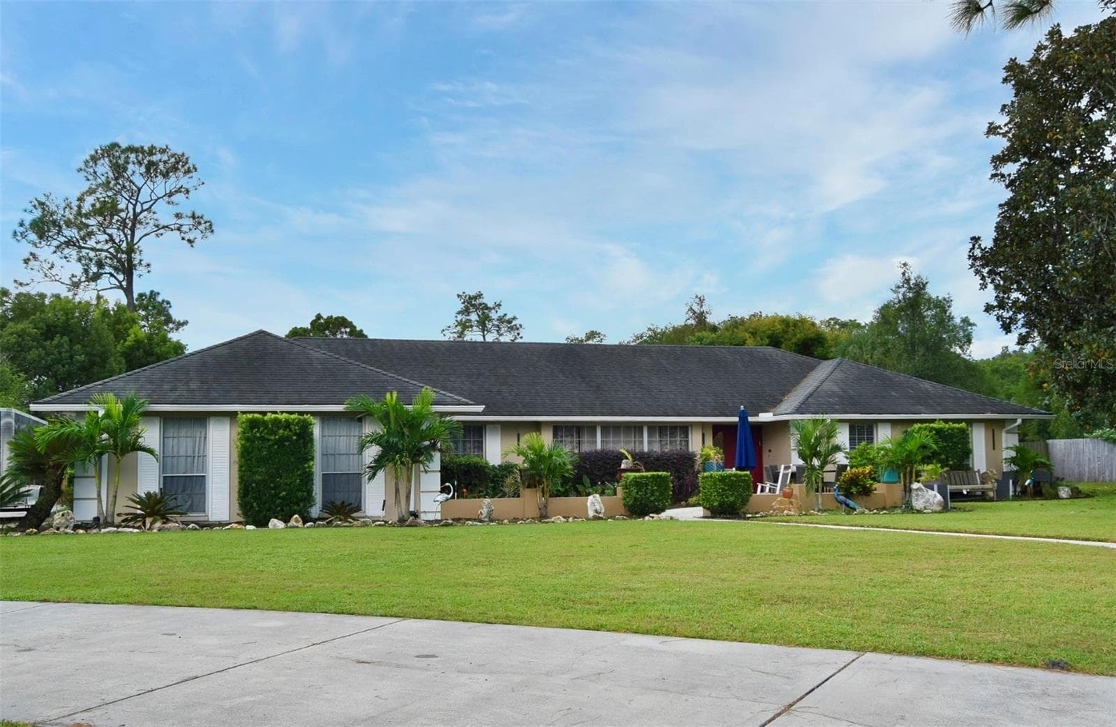 Single Family Residence at 1200 WAVERLY WAY, LONGWOOD, photo 2 of 17