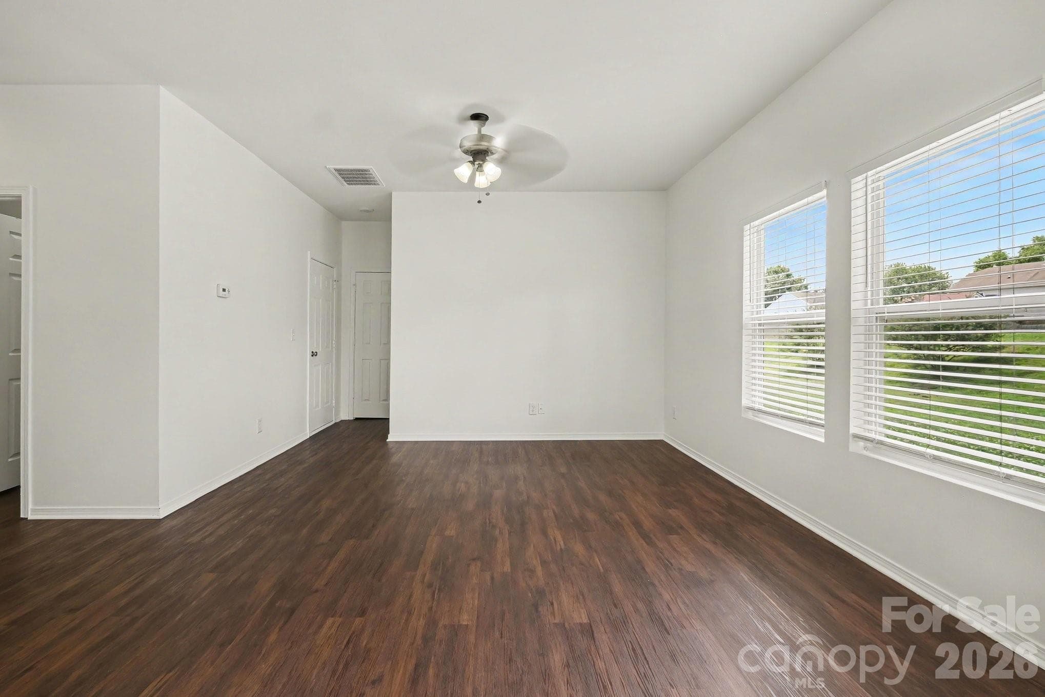 Single Family Residence at 4636 Meadowfield Road, Charlotte, photo 12 of 29