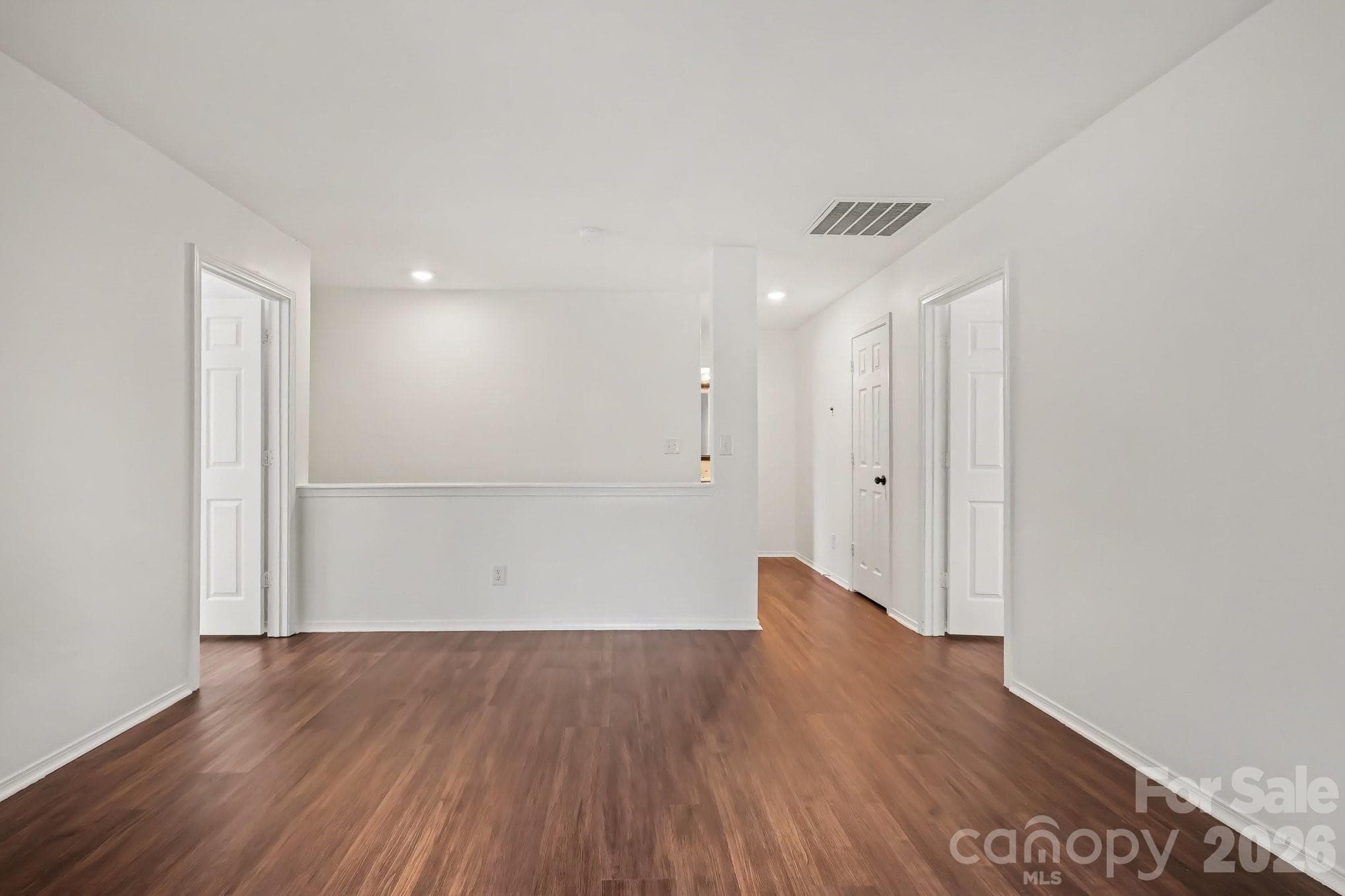 Single Family Residence at 4636 Meadowfield Road, Charlotte, photo 14 of 29