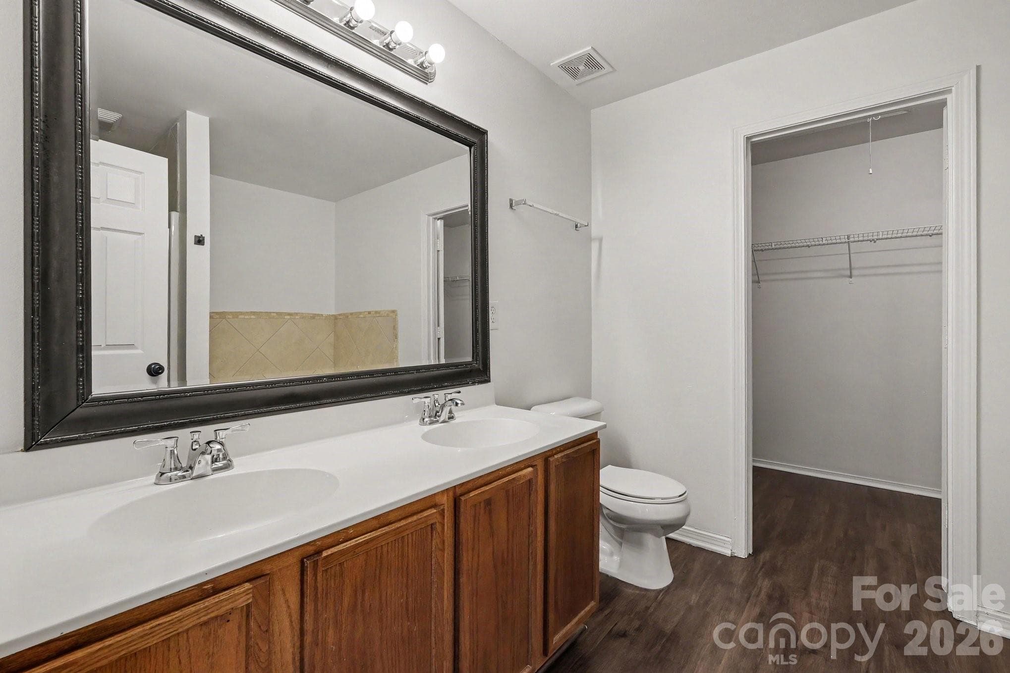 Single Family Residence at 4636 Meadowfield Road, Charlotte, photo 24 of 29