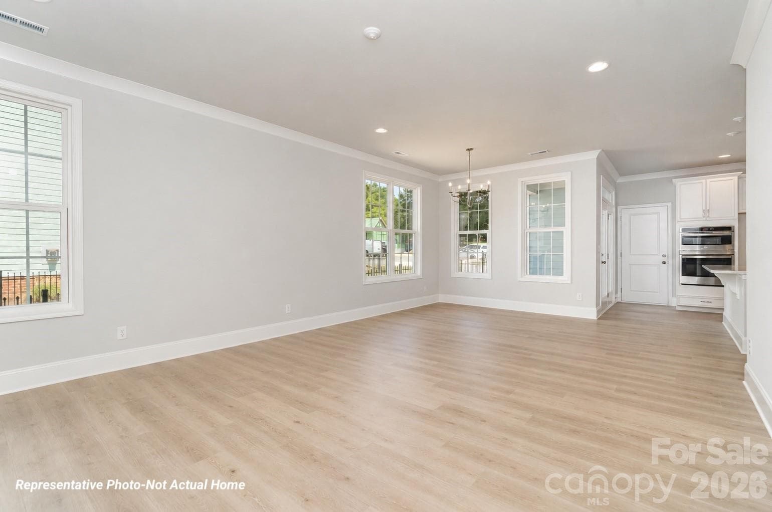 Living-Dining-Metlot - Huntersville
