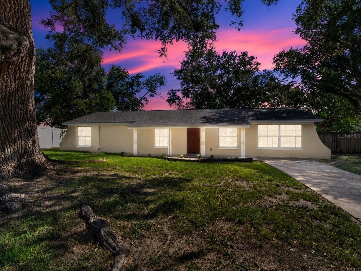 Single Family Residence at 522 HIGHVIEW CIR N, BRANDON, photo 3 of 66