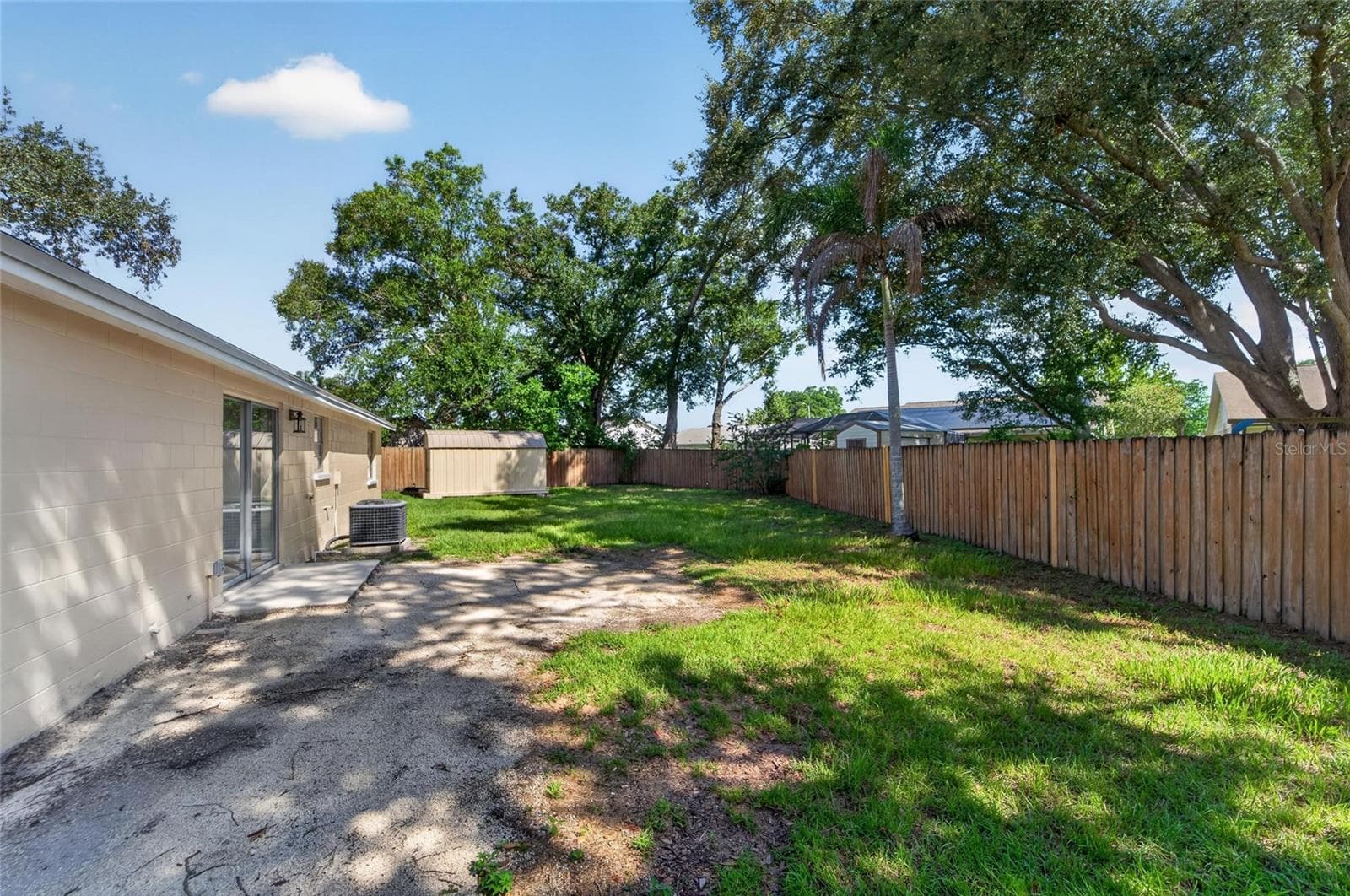 Single Family Residence at 522 HIGHVIEW CIR N, BRANDON, photo 12 of 66