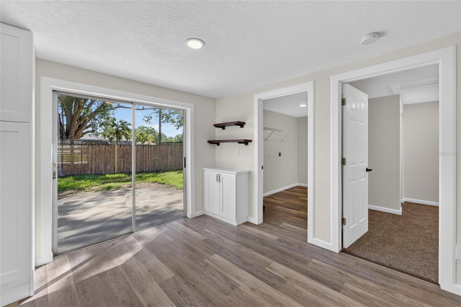 Single Family Residence at 522 HIGHVIEW CIR N, BRANDON, photo 27 of 66