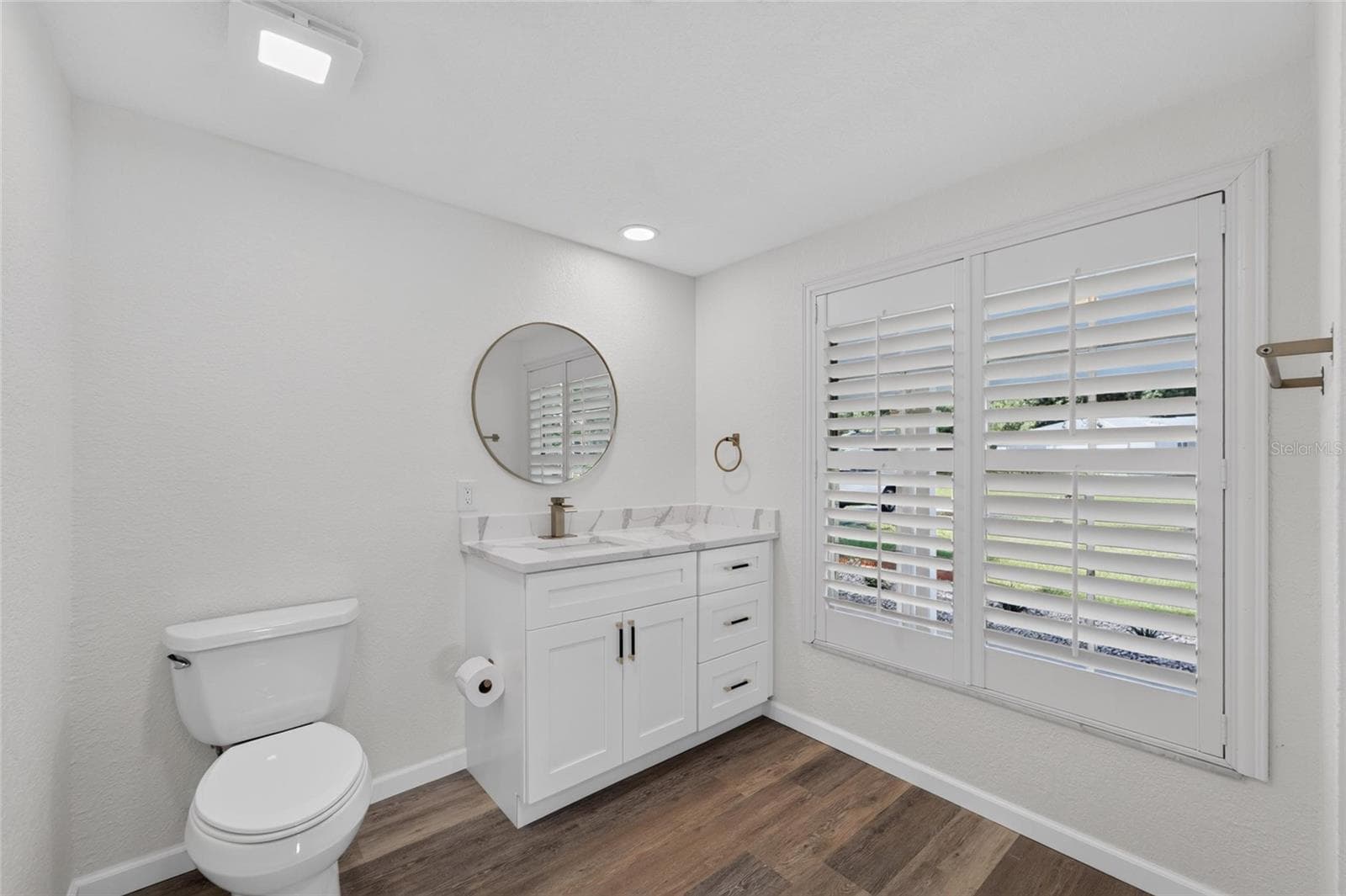 Single Family Residence at 522 HIGHVIEW CIR N, BRANDON, photo 36 of 66