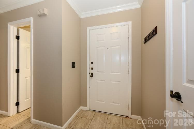 Condominium at Charlotte, photo 3 of 28