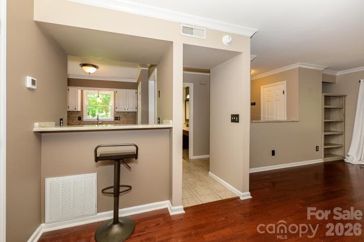 Condominium at Charlotte, photo 9 of 28