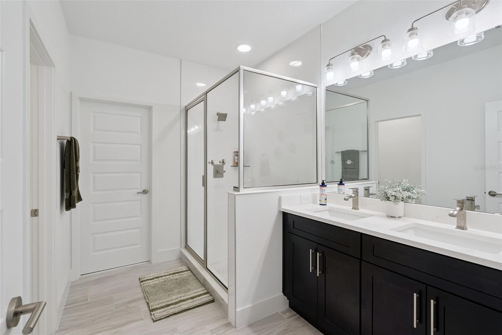 Owner's Bath 1 - 14014 SCARLET ASTER ALY, WINTER GARDEN