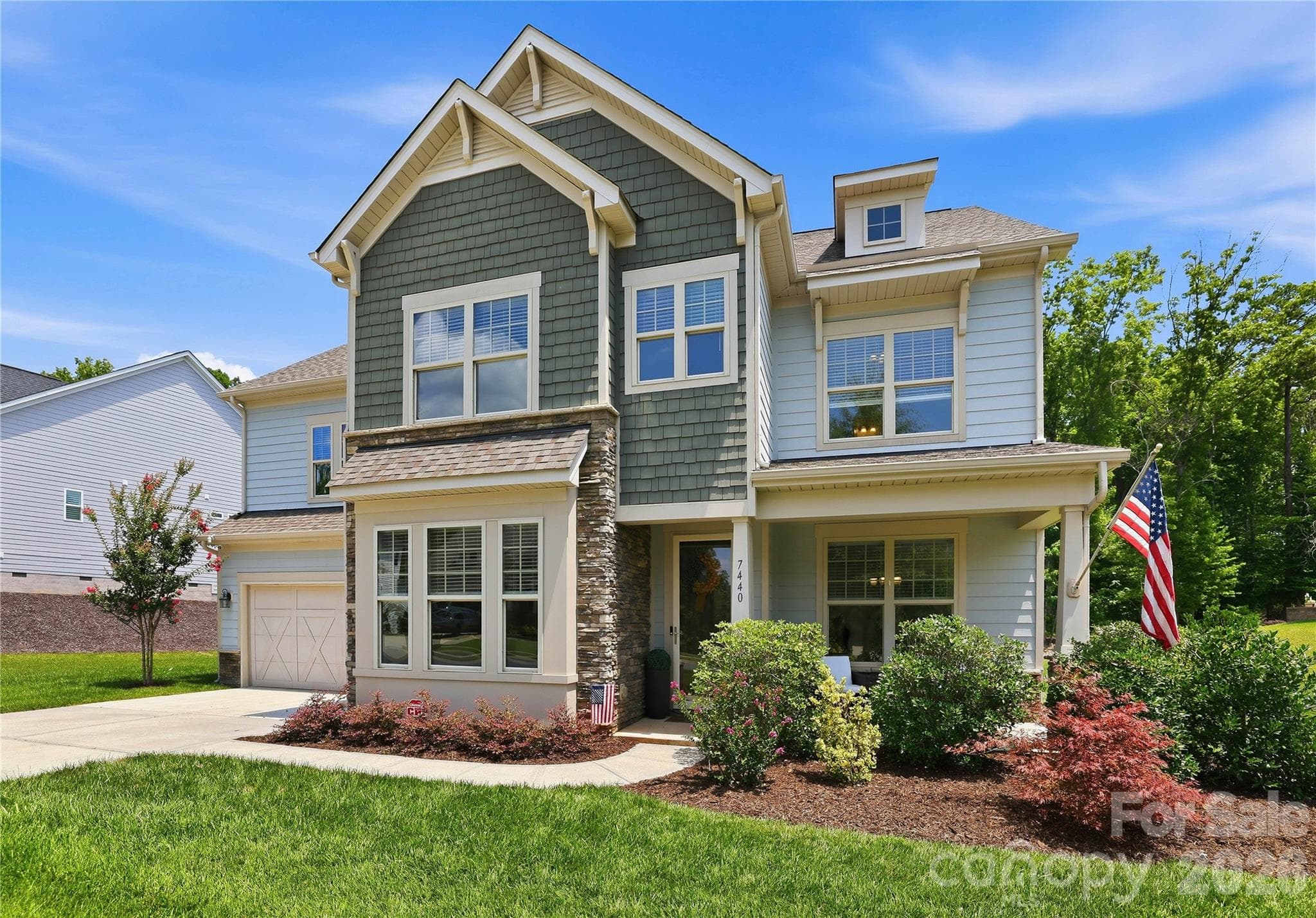 Single Family Residence at Lancaster, photo 2 of 48