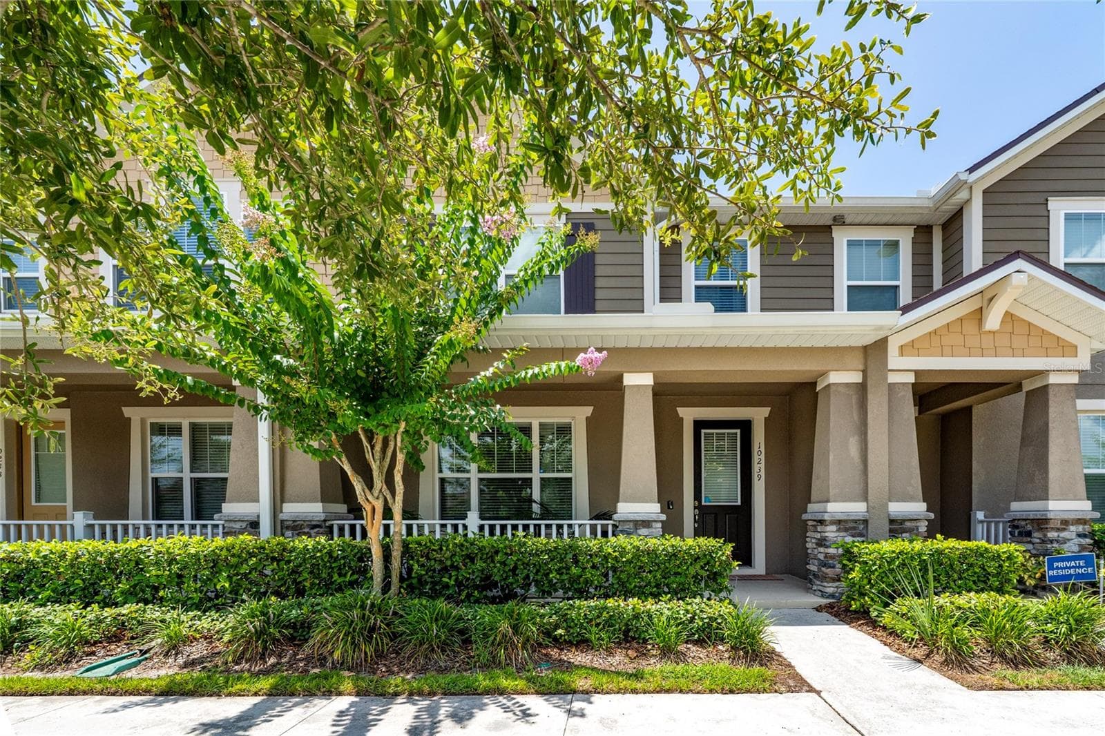 Townhouse at 10239 HIGHLINE CREST ST, ORLANDO, photo 3 of 37