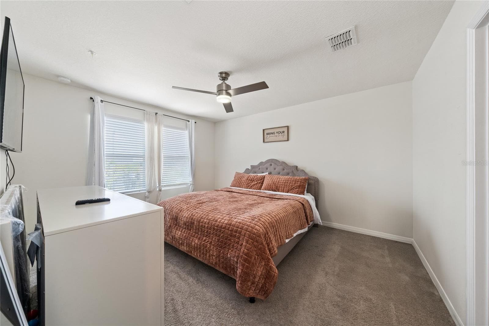 Townhouse at 10239 HIGHLINE CREST ST, ORLANDO, photo 19 of 37