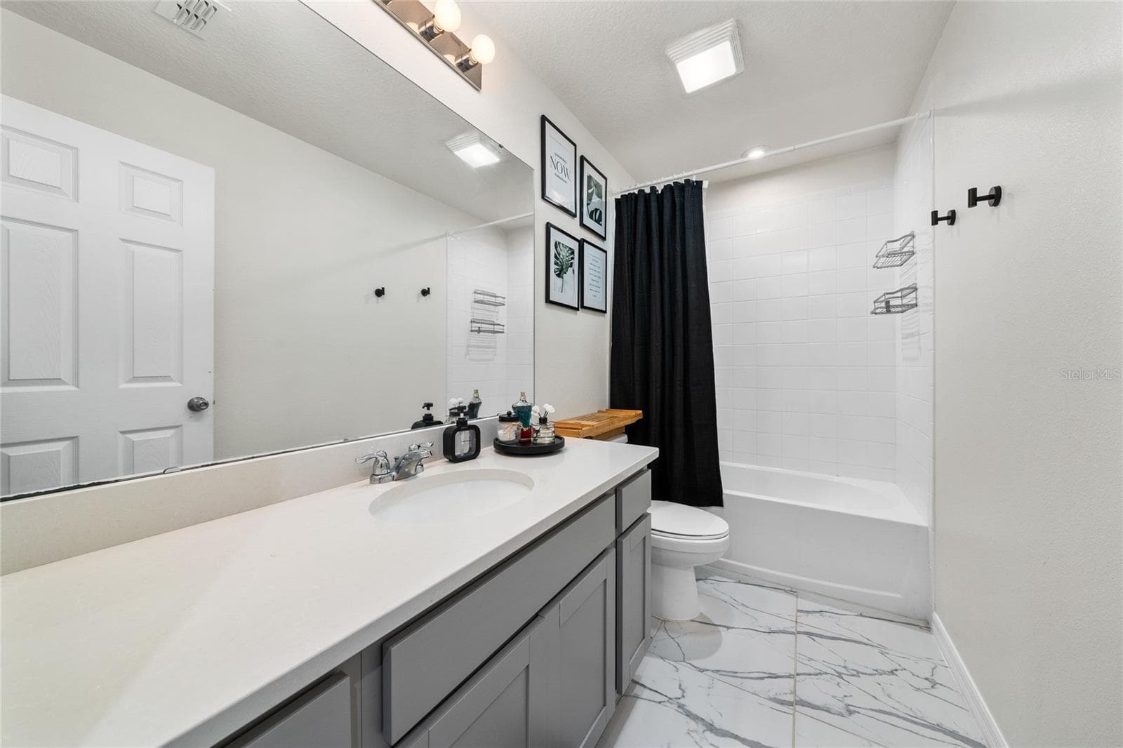Townhouse at 10239 HIGHLINE CREST ST, ORLANDO, photo 26 of 37