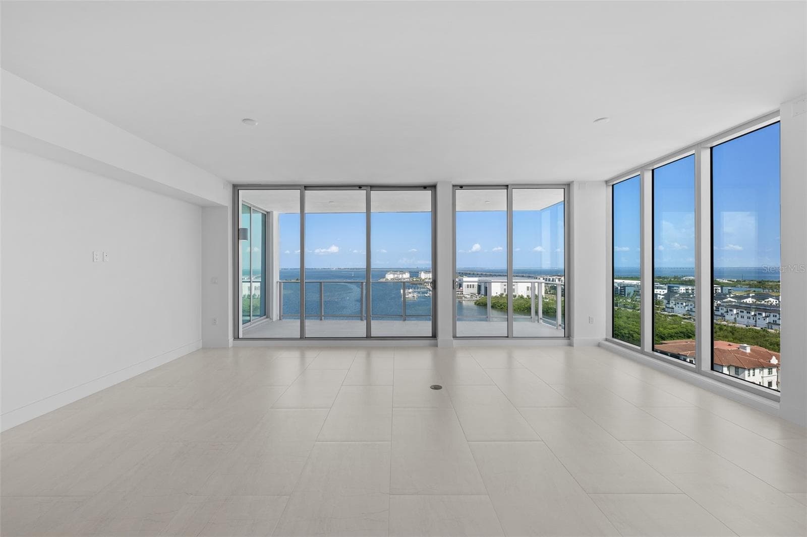Condominium at 5713 BOWEN DANIEL DR. #1506, TAMPA, photo 16 of 96
