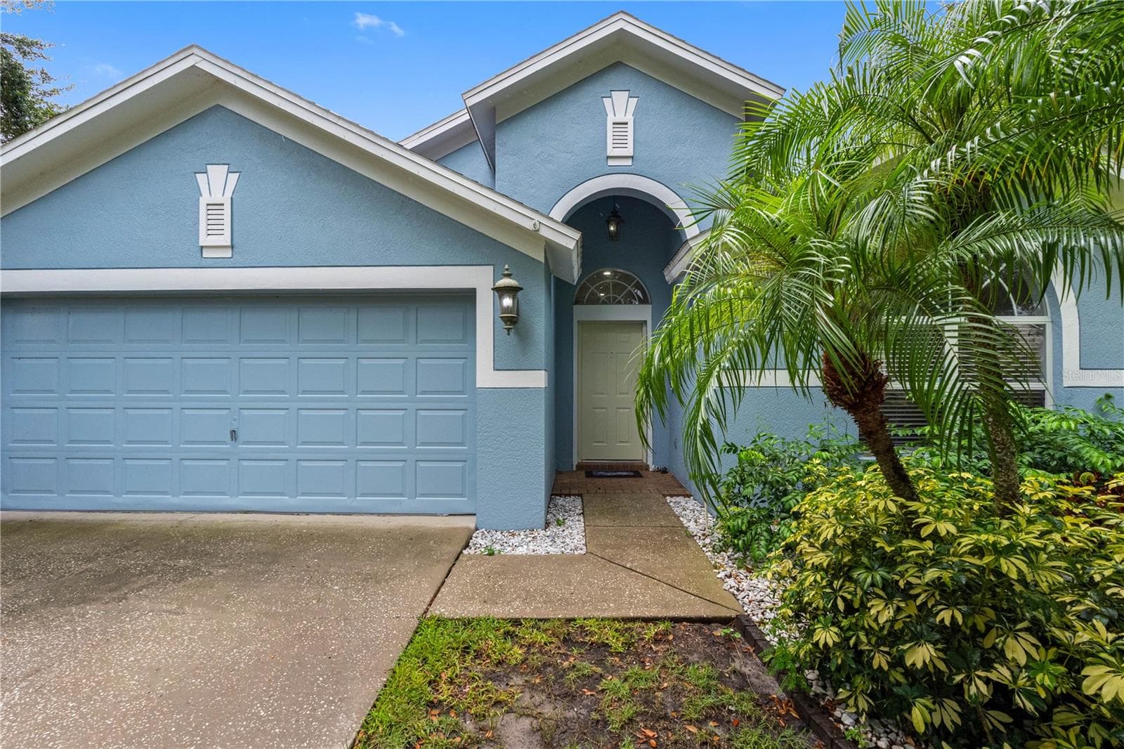 Single Family Residence at 3306 PIN OAK LN, TAMPA, photo 7 of 54