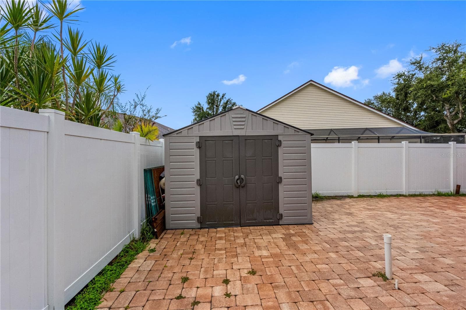 Single Family Residence at 3306 PIN OAK LN, TAMPA, photo 13 of 54