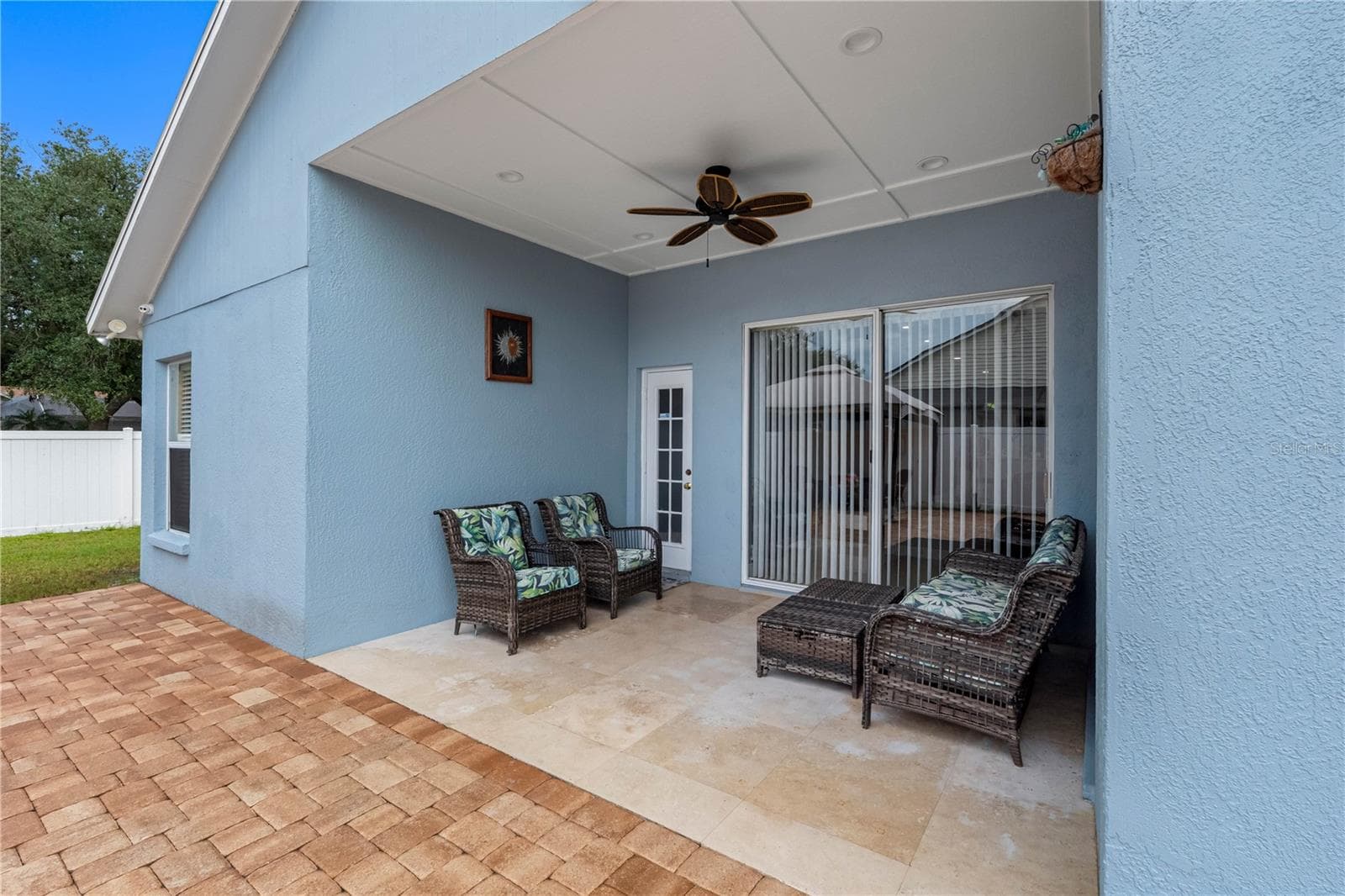 Single Family Residence at 3306 PIN OAK LN, TAMPA, photo 17 of 54