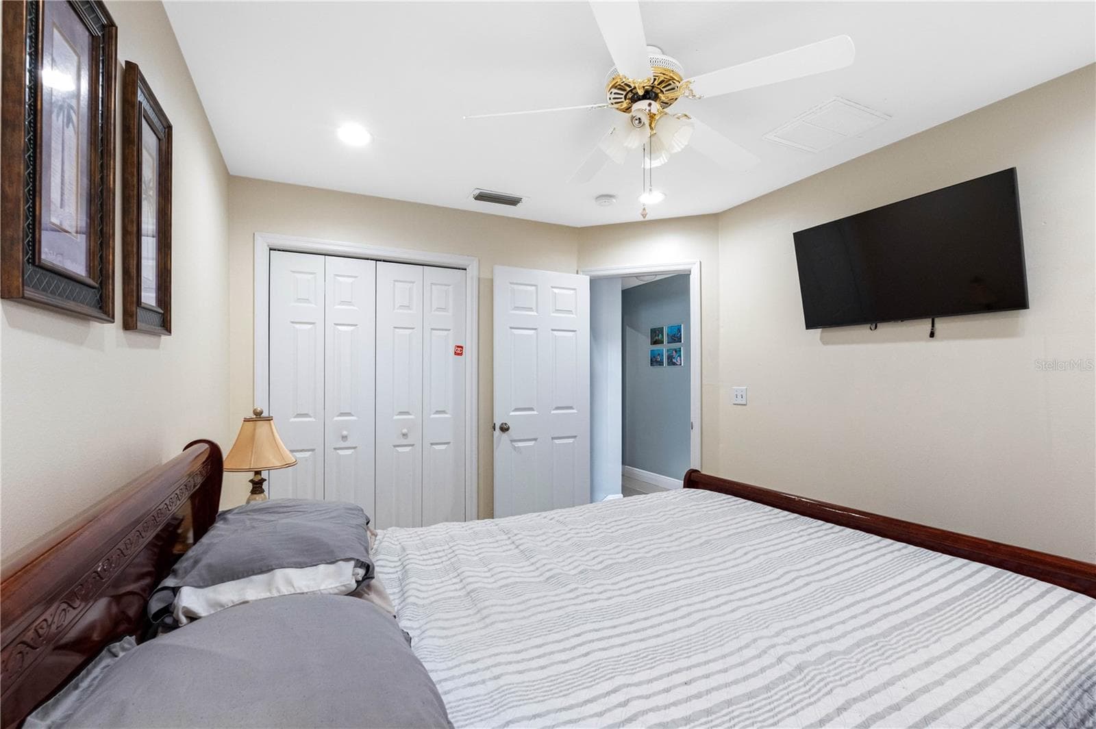 Single Family Residence at 3306 PIN OAK LN, TAMPA, photo 33 of 54