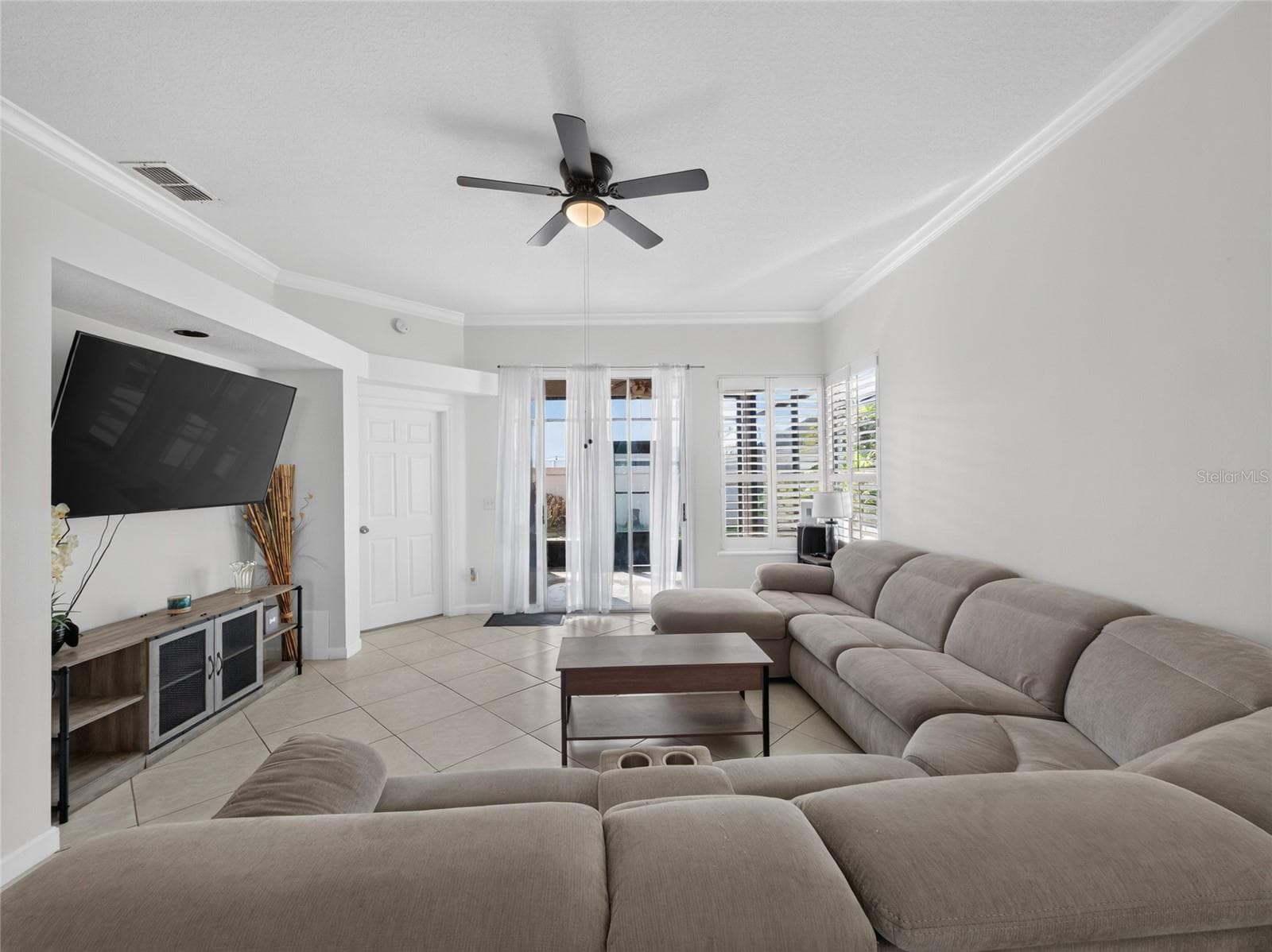 Single Family Residence at 14435 WINDCHIME LN, ORLANDO, photo 16 of 48