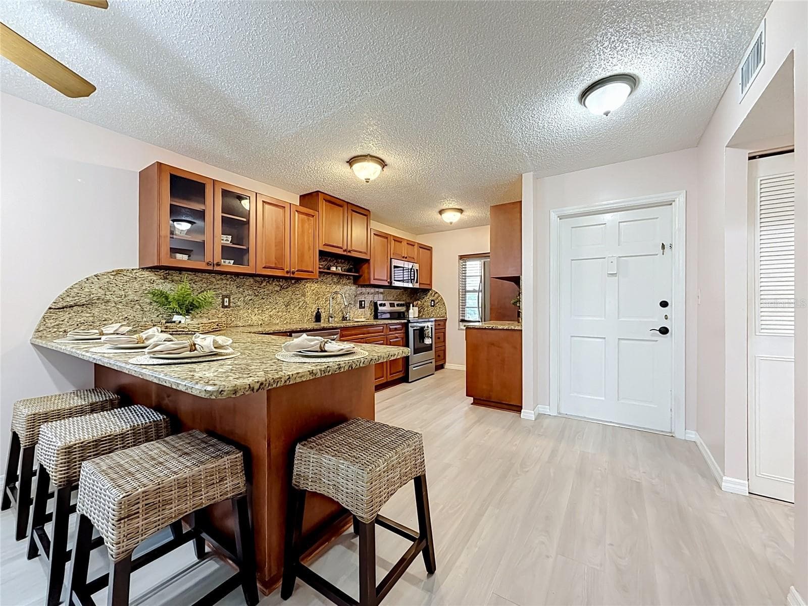 Condominium at 1900 68TH ST N #301, ST PETERSBURG, photo 4 of 30