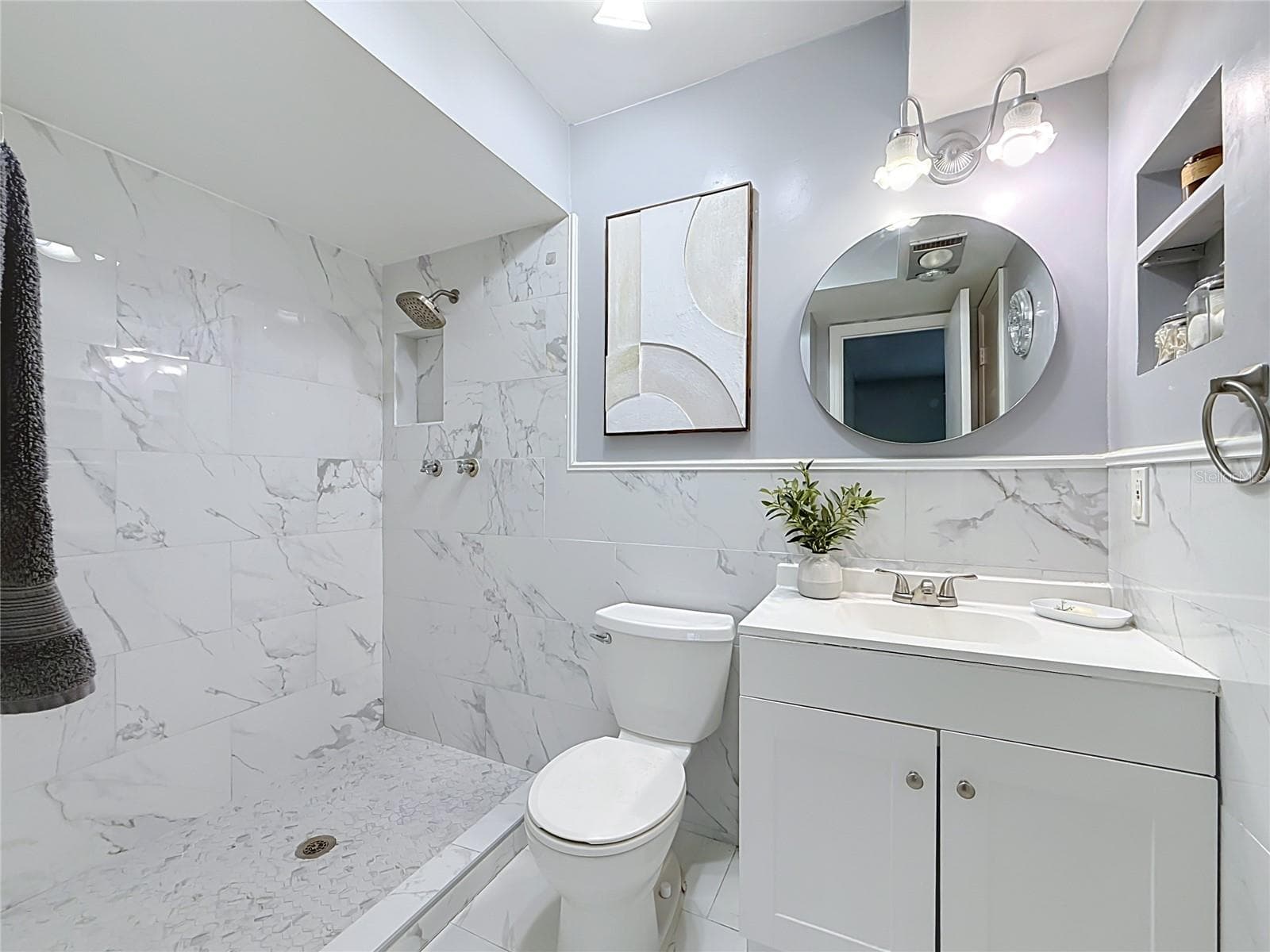 Primary Suite Bath - 1900 68TH ST N #301, ST PETERSBURG