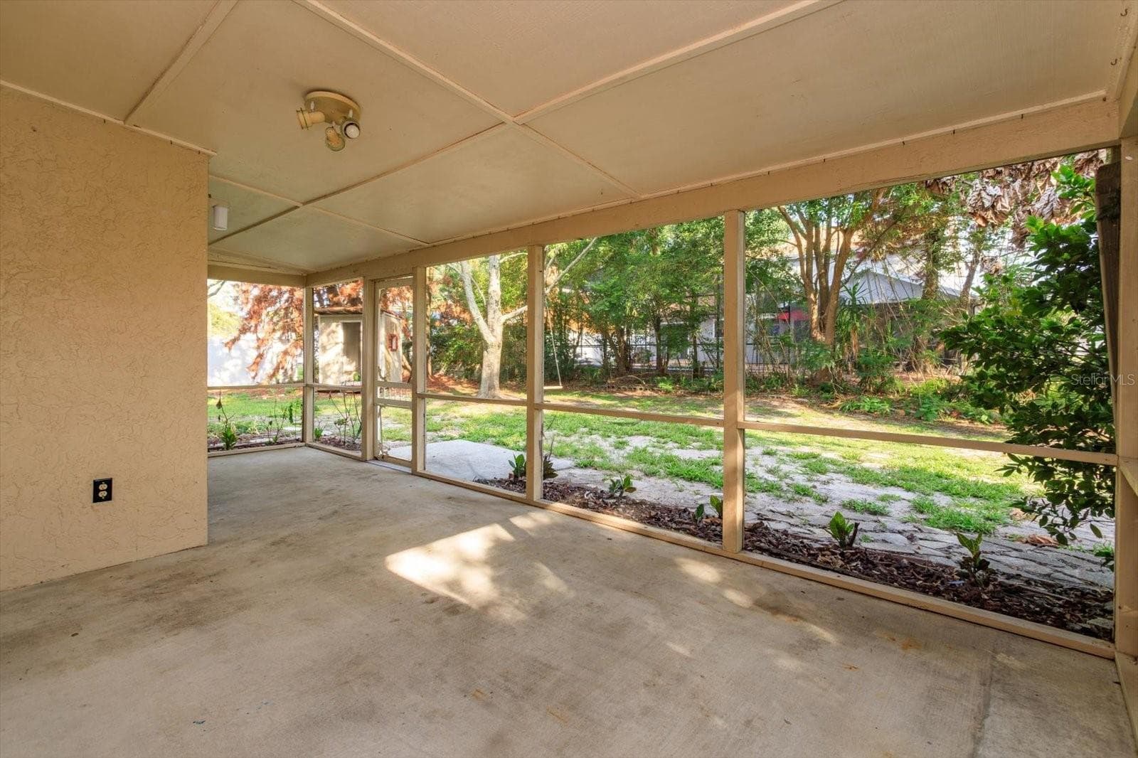 Single Family Residence at 7925 SNOWBERRY CIR, ORLANDO, photo 38 of 41