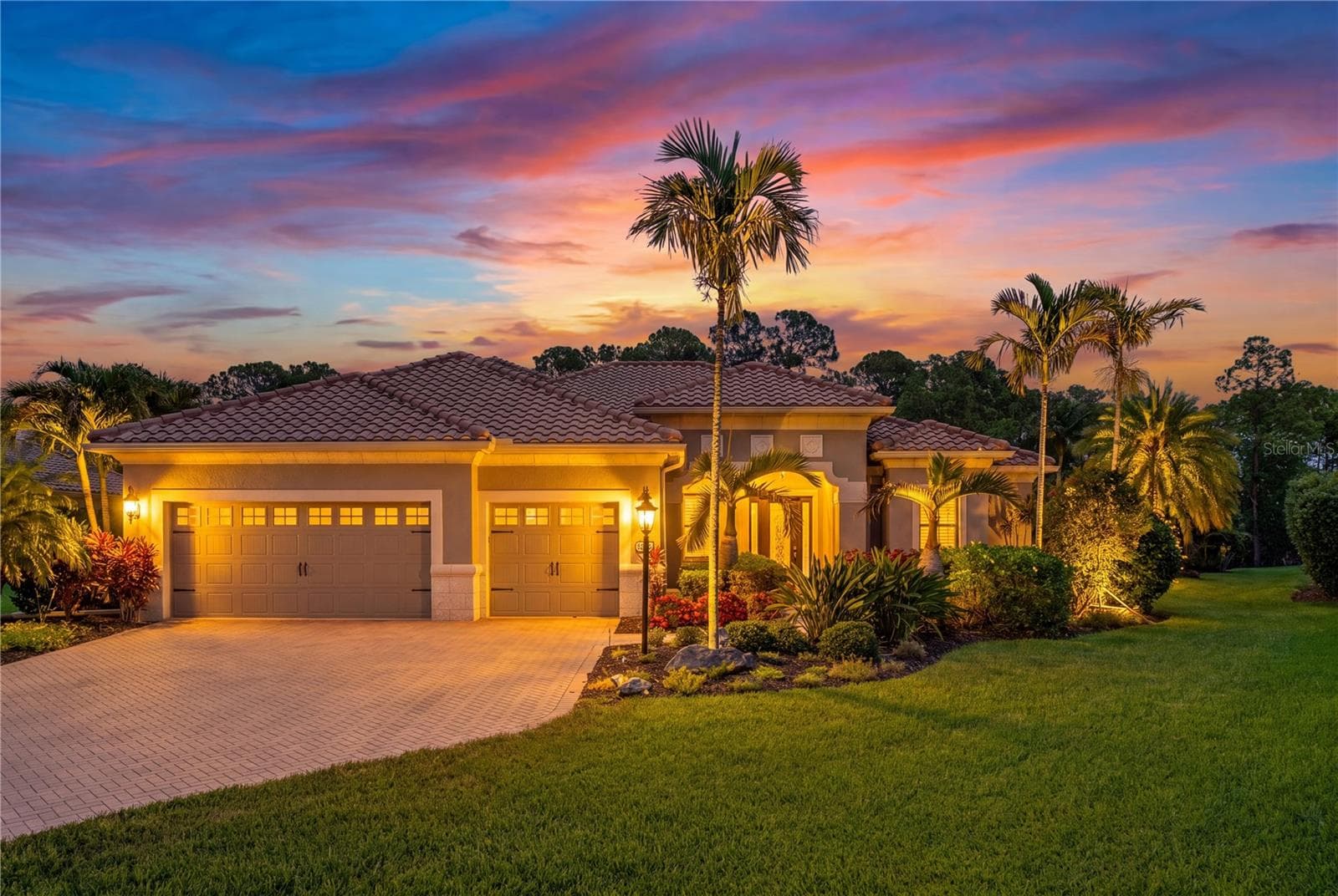 8276 LARKSPUR CIR