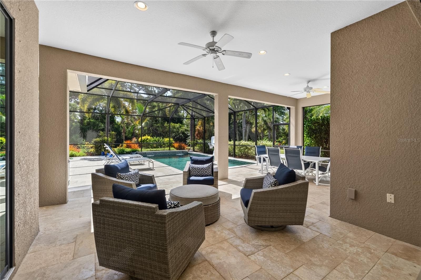 Lanai sittin area - 8276 LARKSPUR CIR, SARASOTA