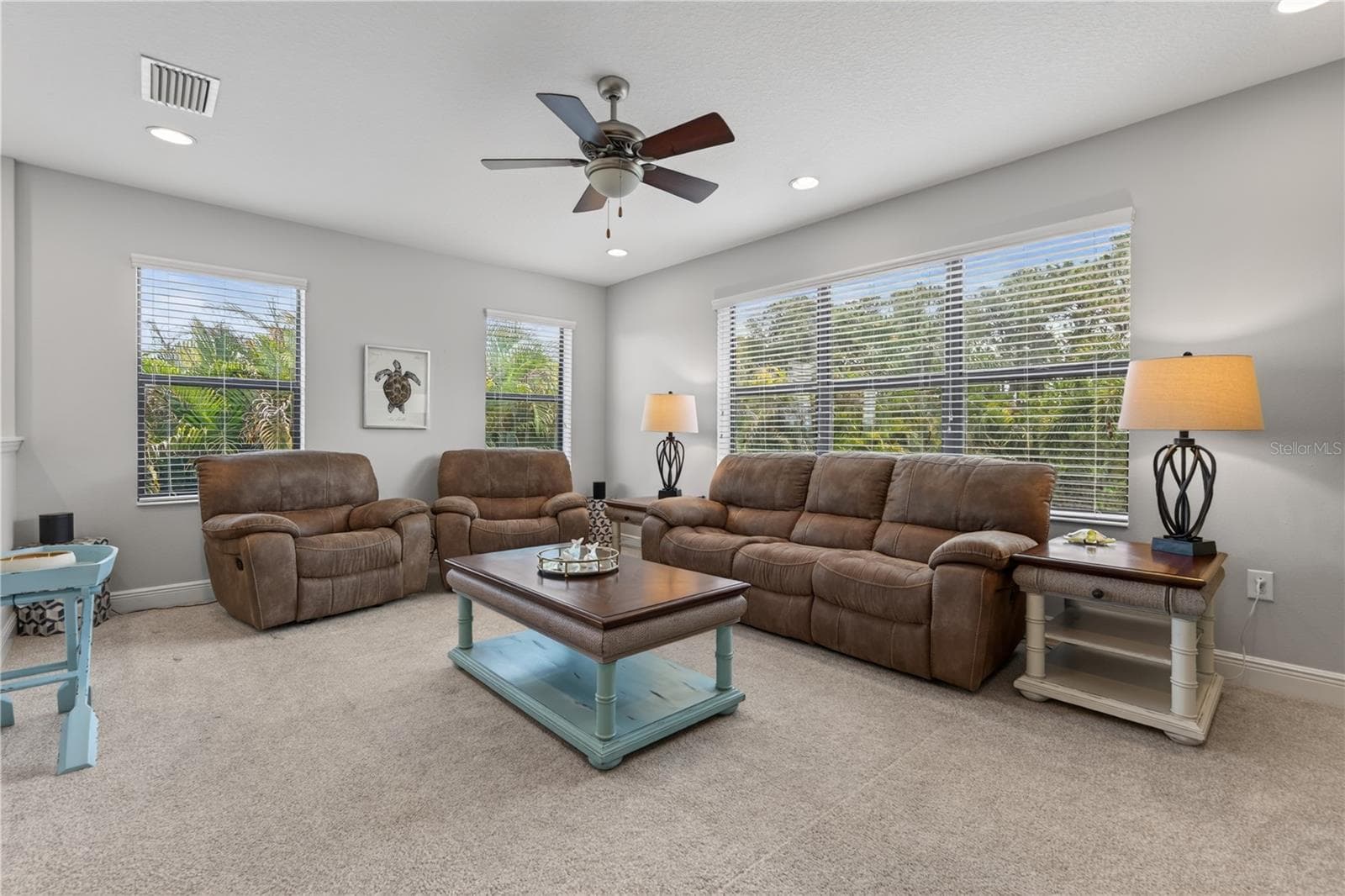 Living room 3 - 8276 LARKSPUR CIR, SARASOTA