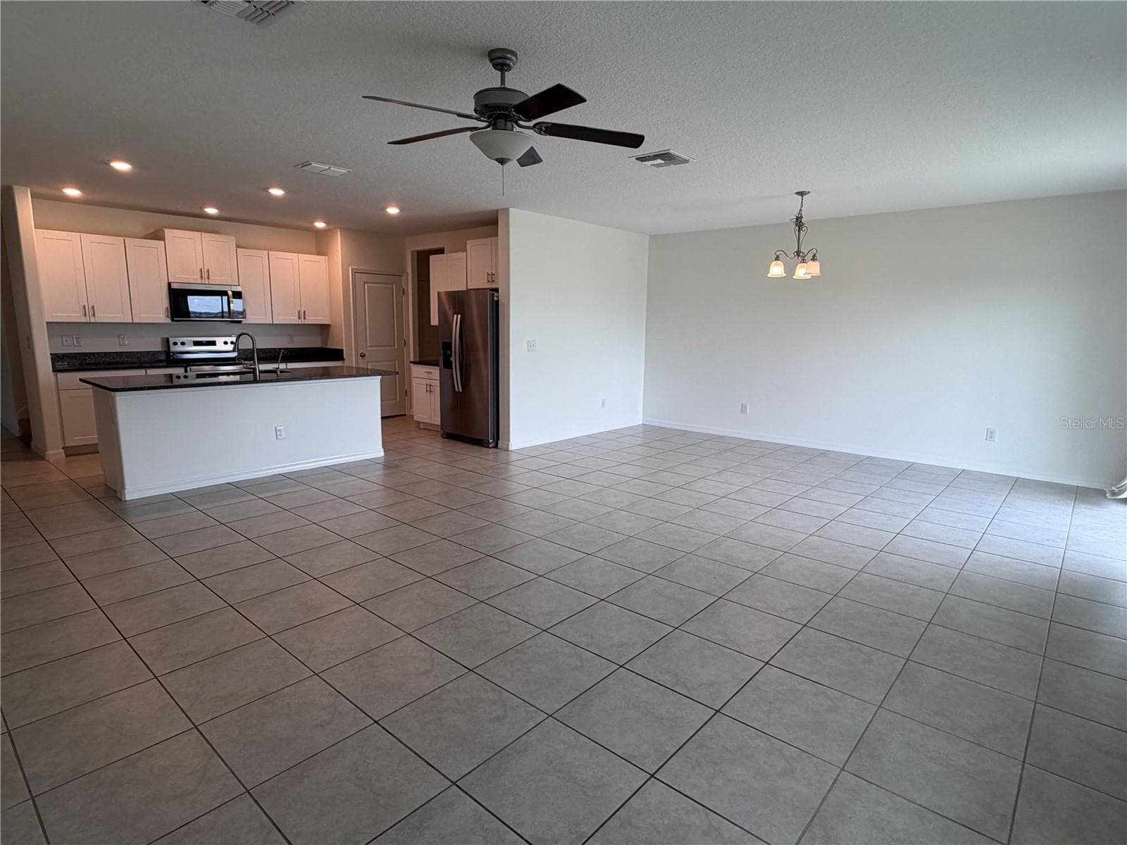 Single Family Residence at 31823 SUN KETTLE LOOP, WESLEY CHAPEL, photo 12 of 38
