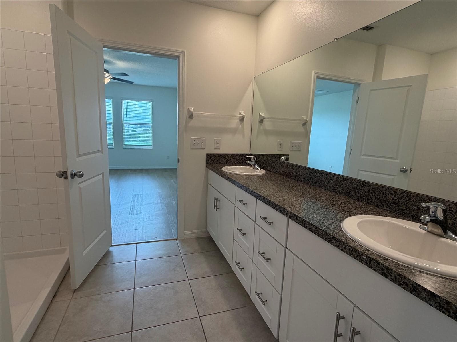 Single Family Residence at 31823 SUN KETTLE LOOP, WESLEY CHAPEL, photo 24 of 38