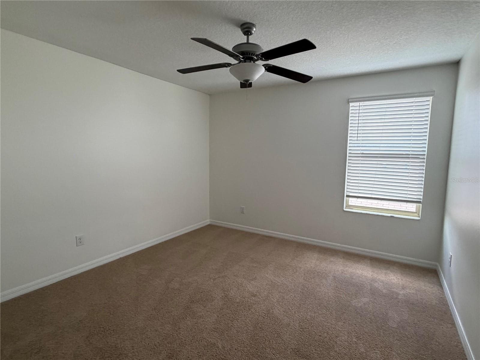 Single Family Residence at 31823 SUN KETTLE LOOP, WESLEY CHAPEL, photo 34 of 38