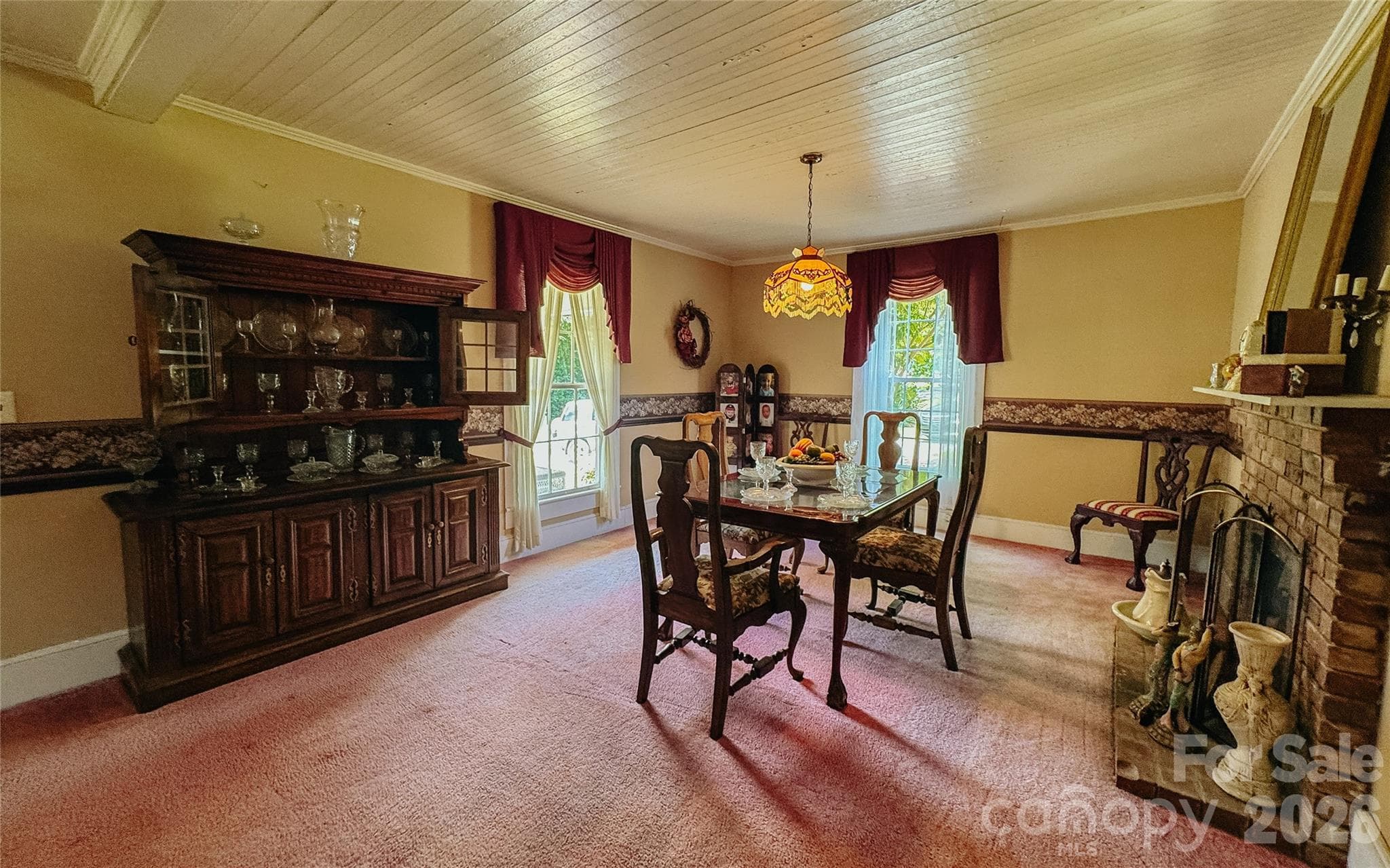 Single Family Residence at 401 S Gold Branch Road, Richfield, photo 5 of 42