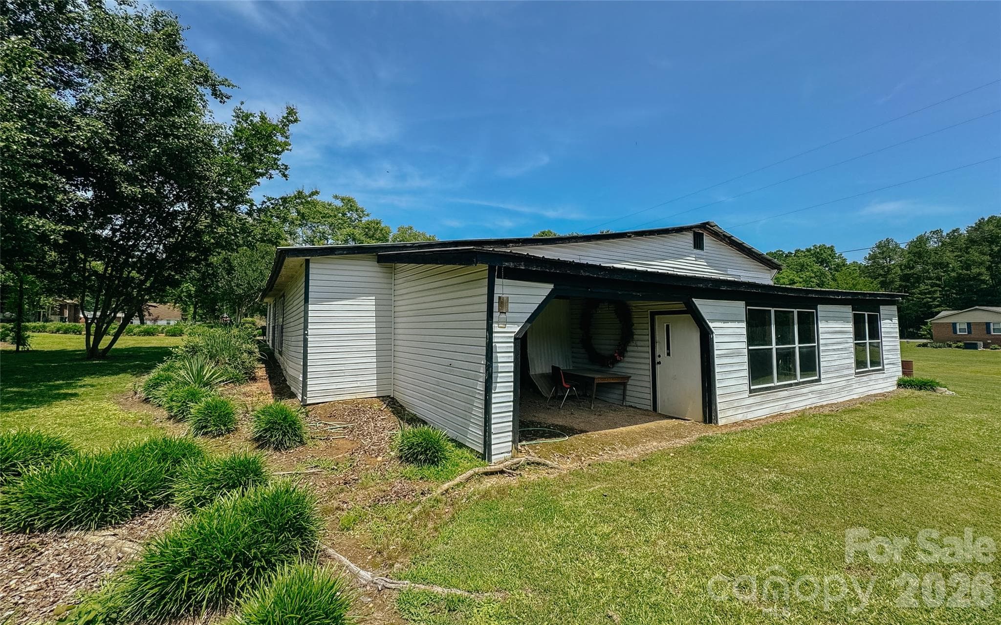 Single Family Residence at 401 S Gold Branch Road, Richfield, photo 37 of 42