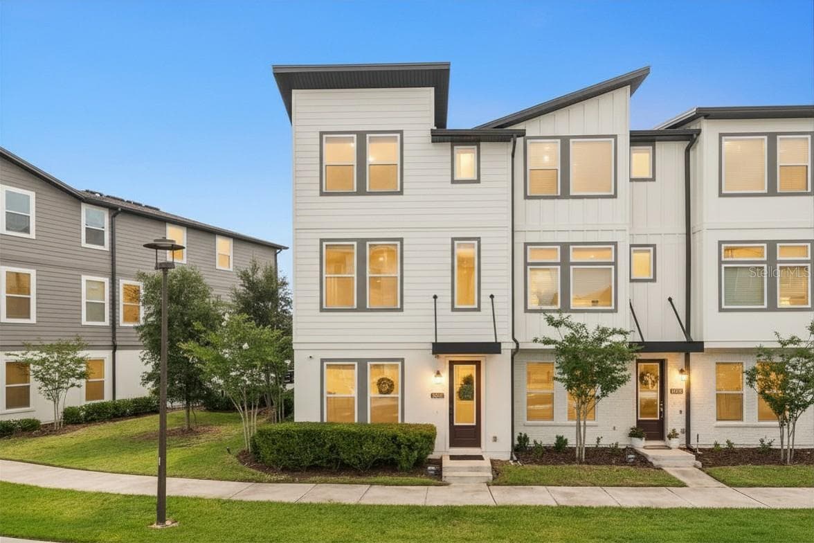 Townhouse at 12551 WILLSTATTER AVE, ORLANDO, photo 55 of 62