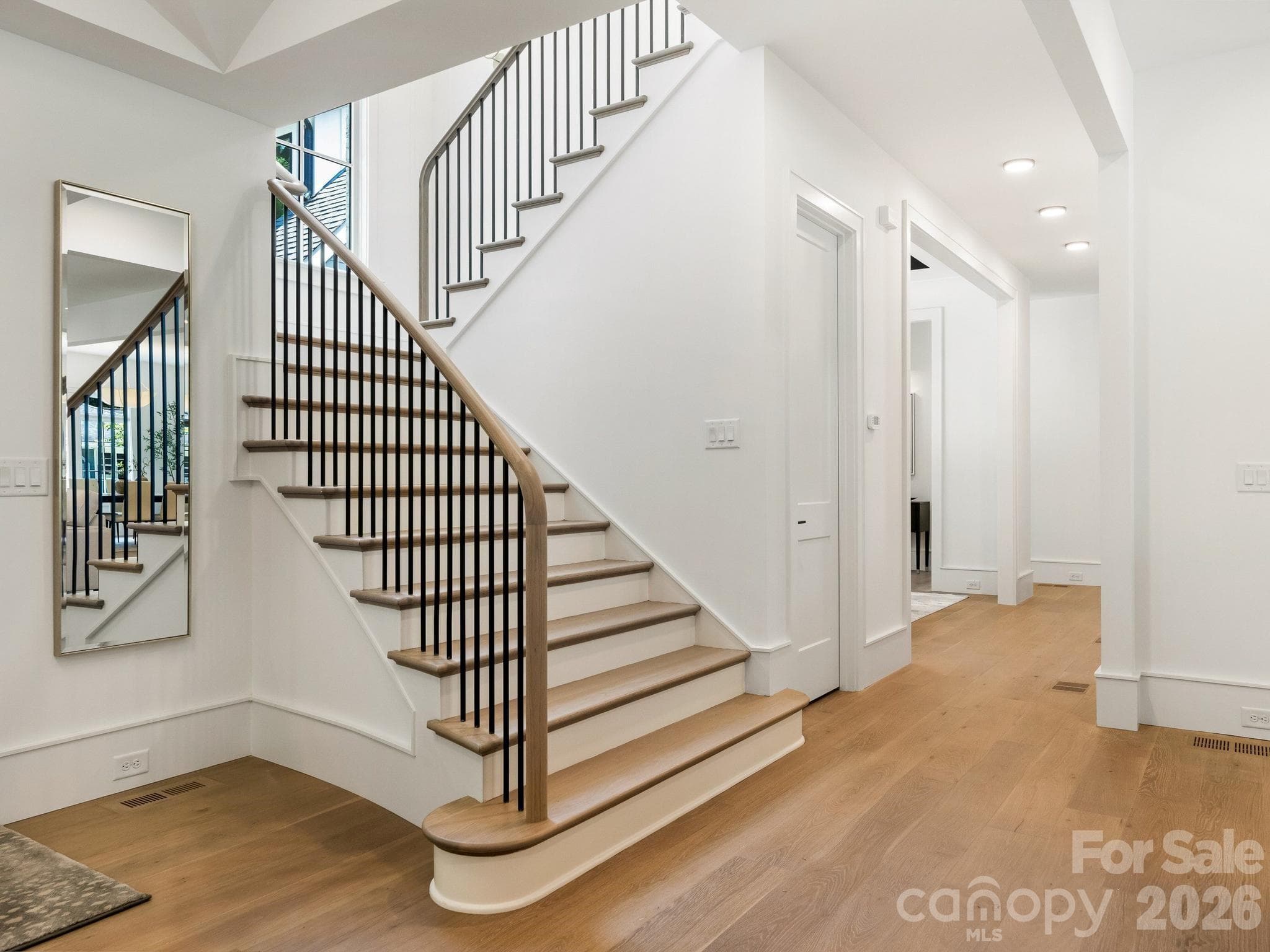 Single Family Residence at 3240 Sunset Drive, Charlotte, photo 6 of 45