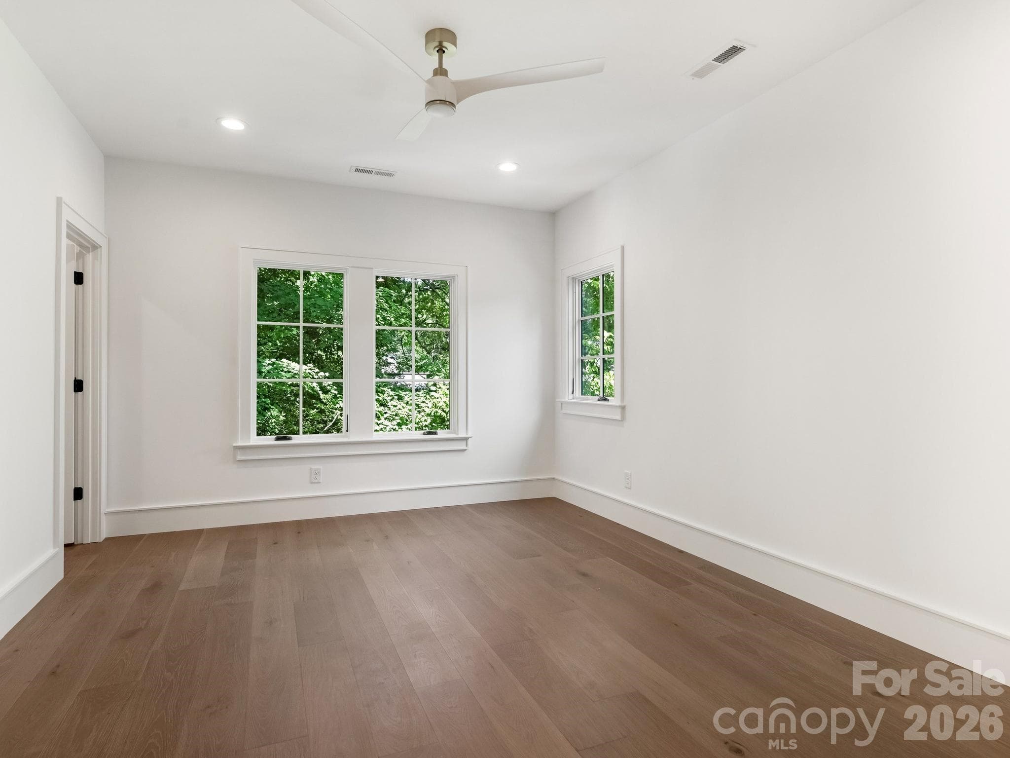 Single Family Residence at 3240 Sunset Drive, Charlotte, photo 31 of 45