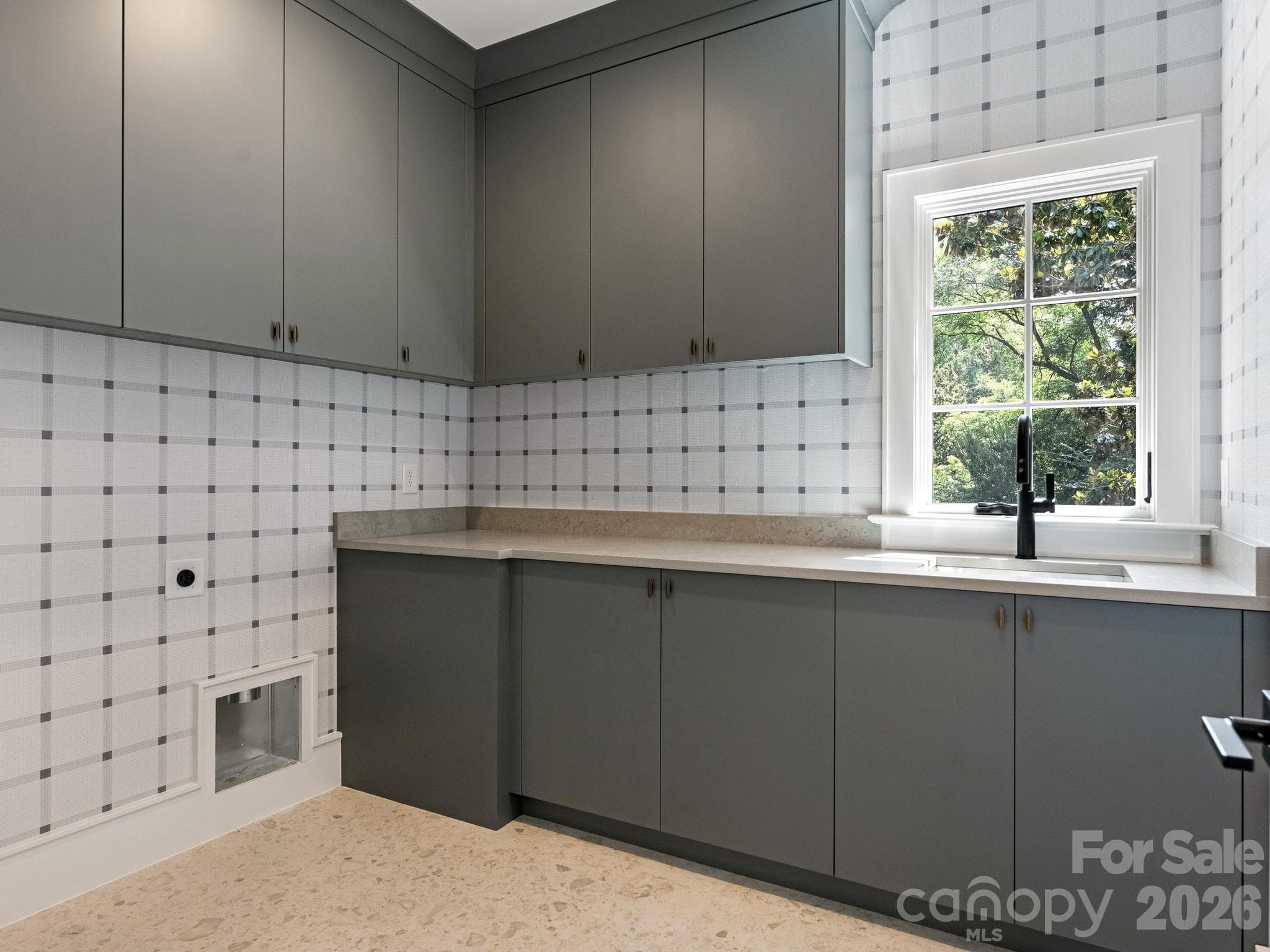 Single Family Residence at 3240 Sunset Drive, Charlotte, photo 39 of 45