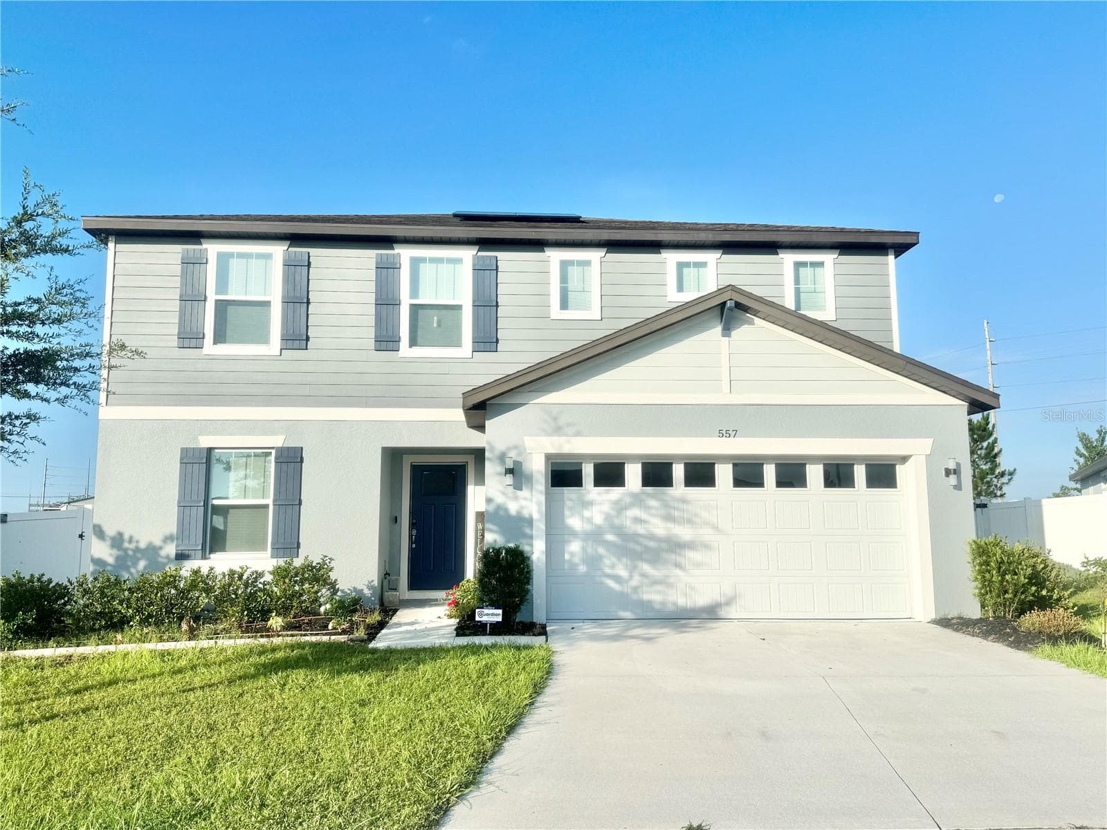 557 PINE TREE BLVD