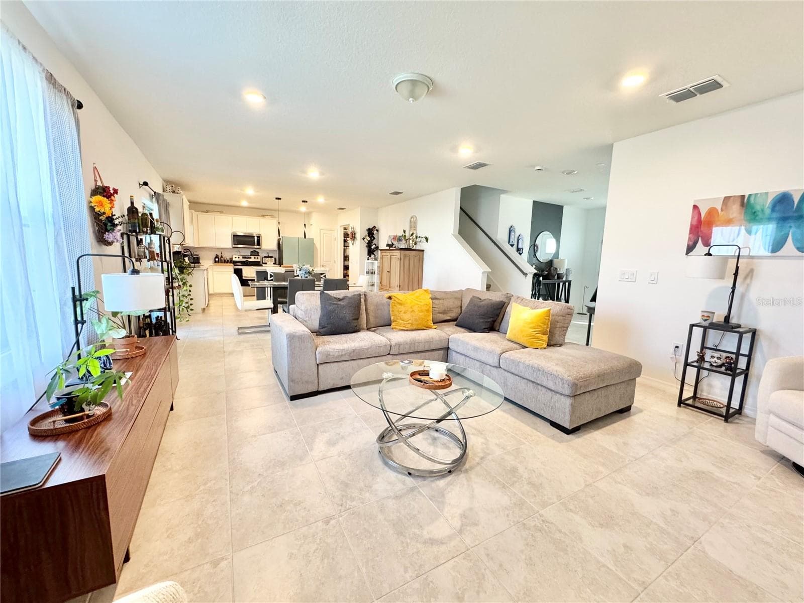 Living Room - 557 PINE TREE BLVD, LAKE ALFRED