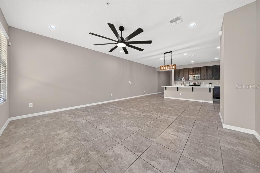 Townhouse at 409 MERRY BROOK CIR, SANFORD, photo 12 of 80