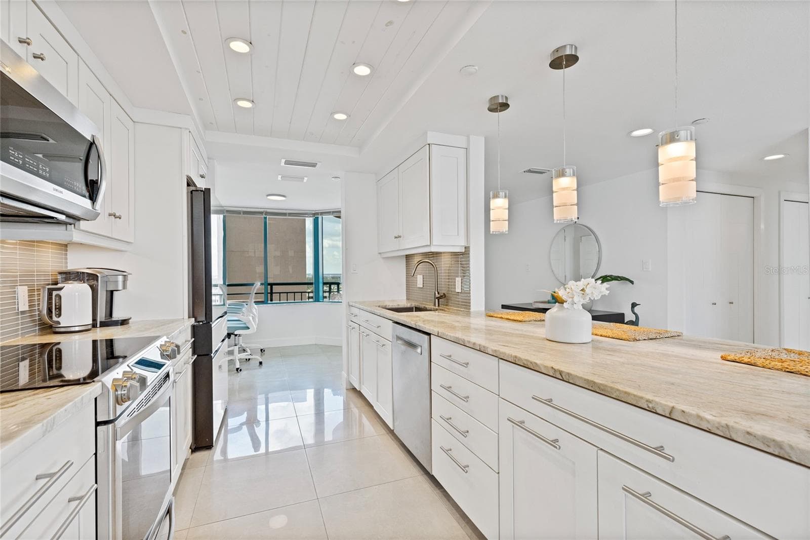 Condominium at 1520 GULF BLVD #1807, CLEARWATER BEACH, photo 5 of 52