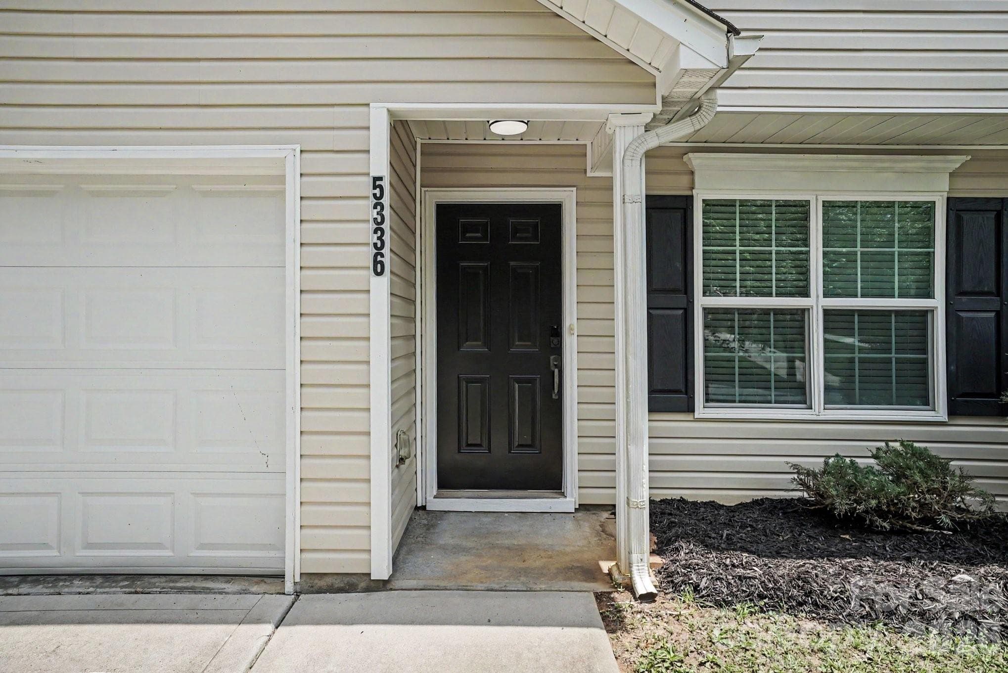 Single Family Residence at Charlotte, photo 4 of 26