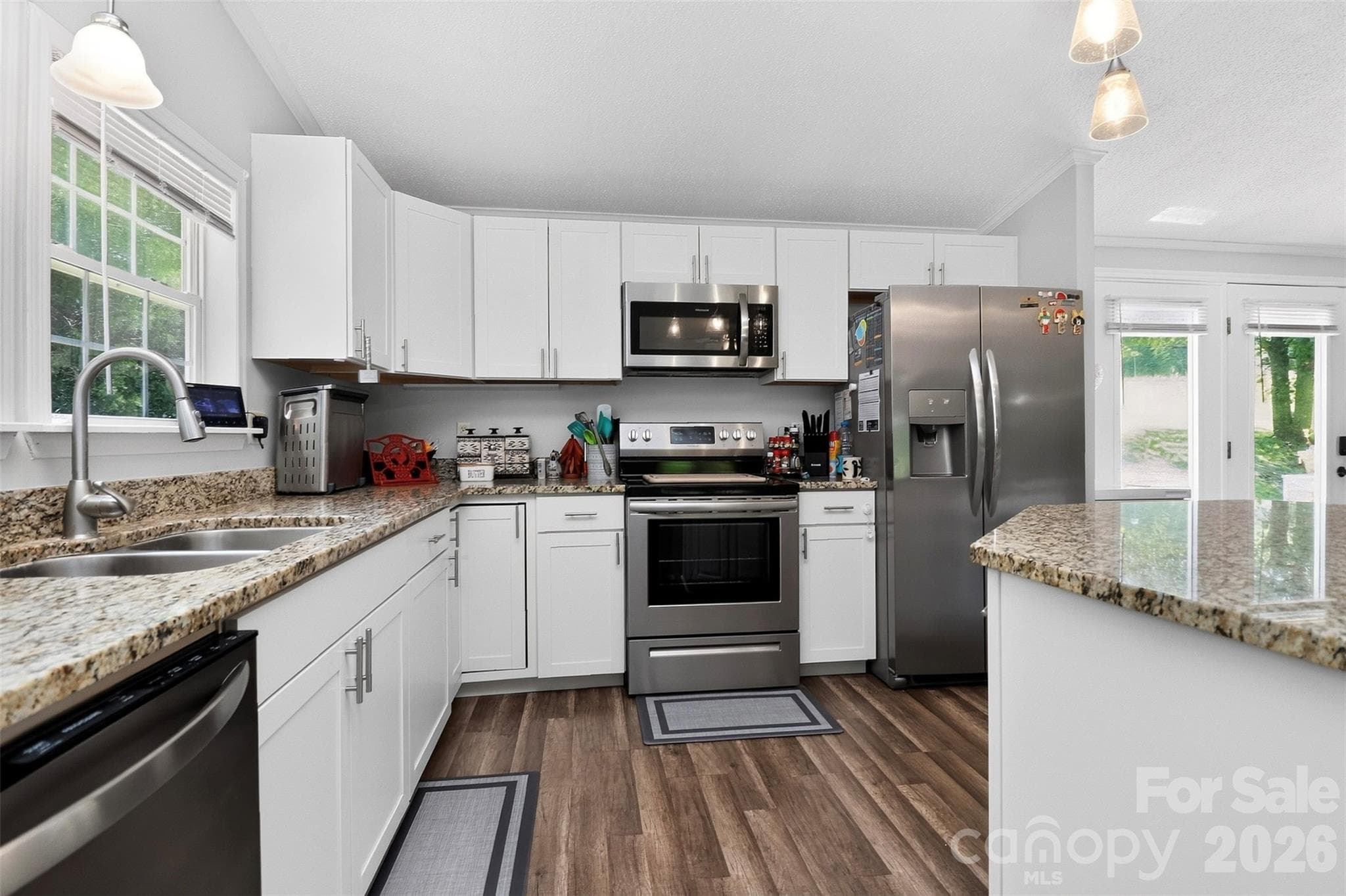Modern kitchen! - 602 Timberwood Drive, Fort Mill