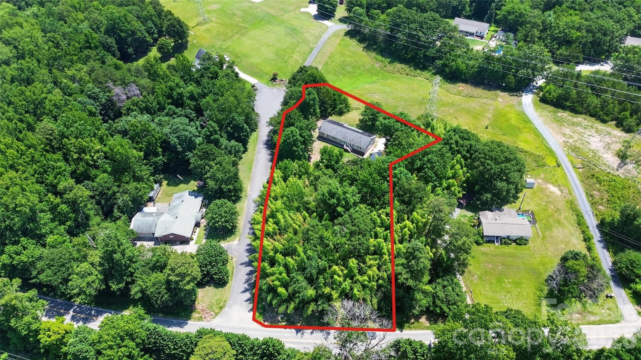 Single Family Residence at 602 Timberwood Drive, Fort Mill, photo 34 of 47